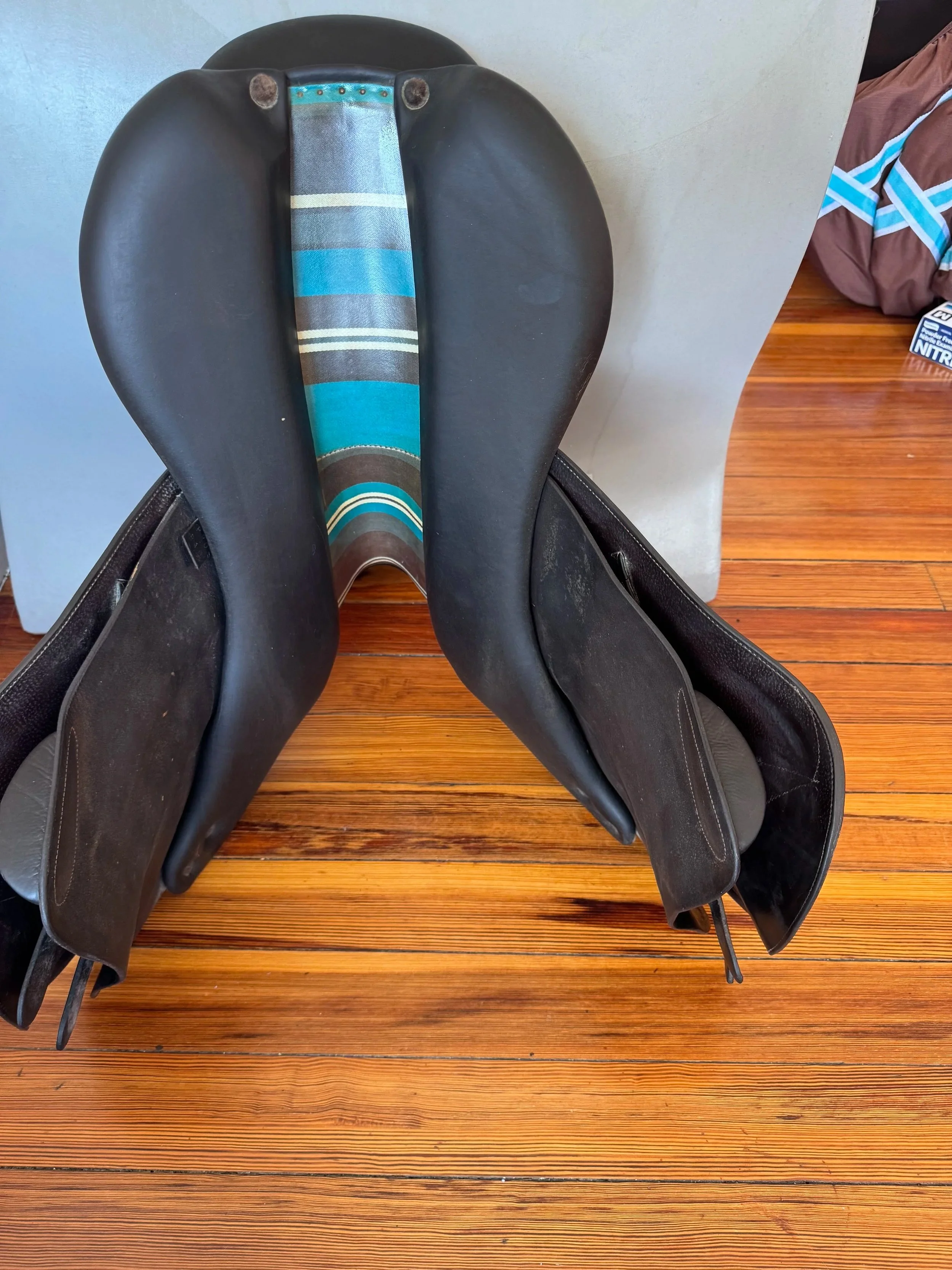 18" Voltaire Stuttgart PRO Saddle - 2018 - 3A - Full Buffalo - Tree 2