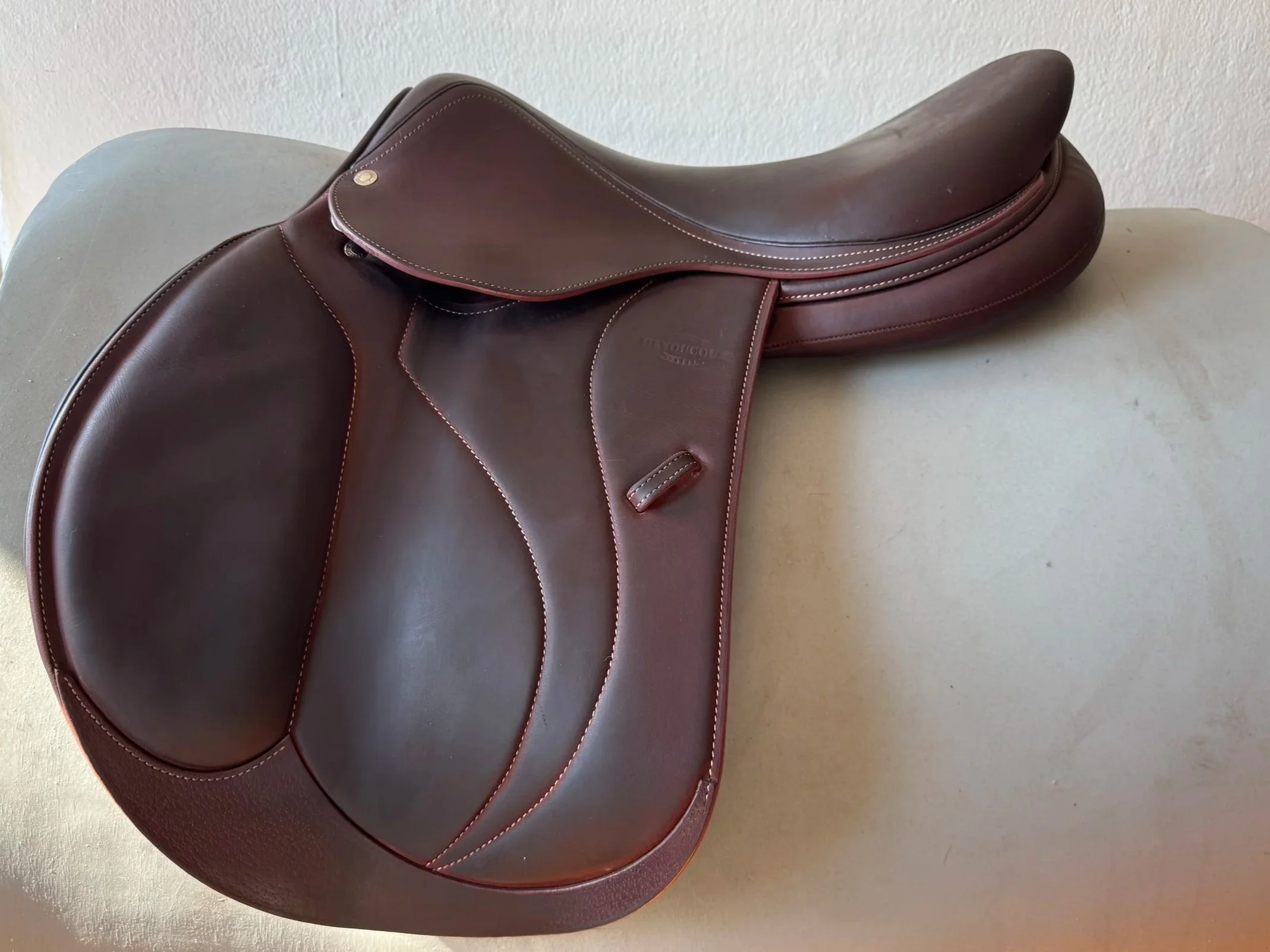 17.5" 2022 Devoucoux Biarritz O Saddle - Left View 1