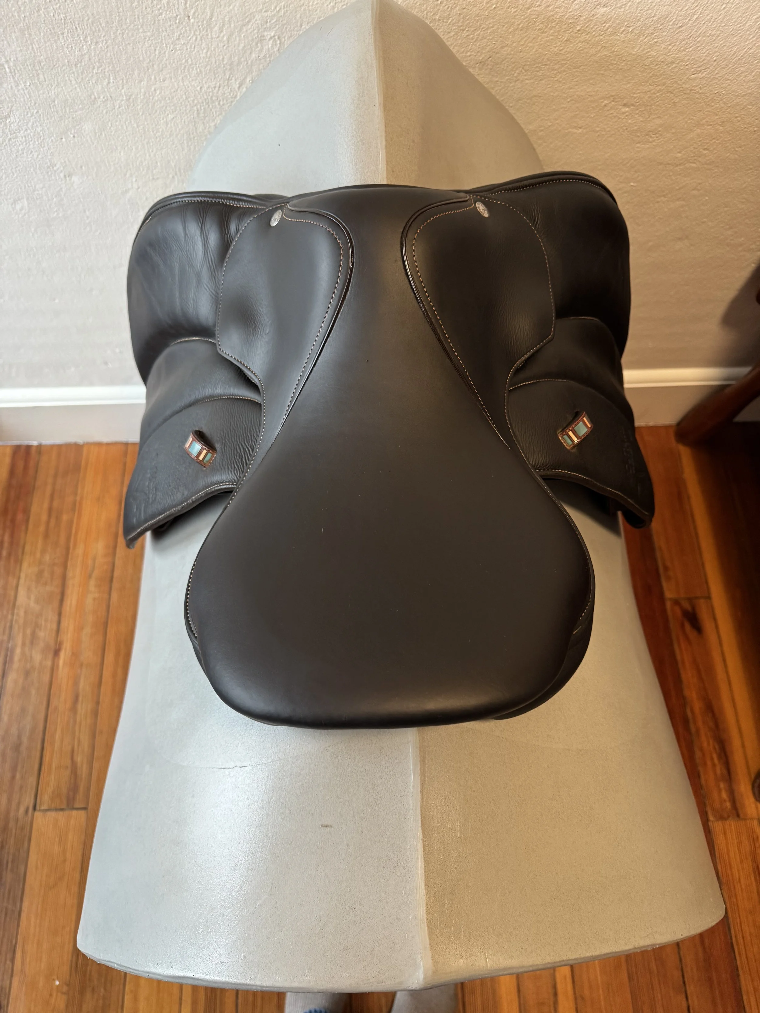 16" Voltaire Welli PRO Saddle - Child / Pony - 2021 - 1A - Full Buffalo - Seat 3