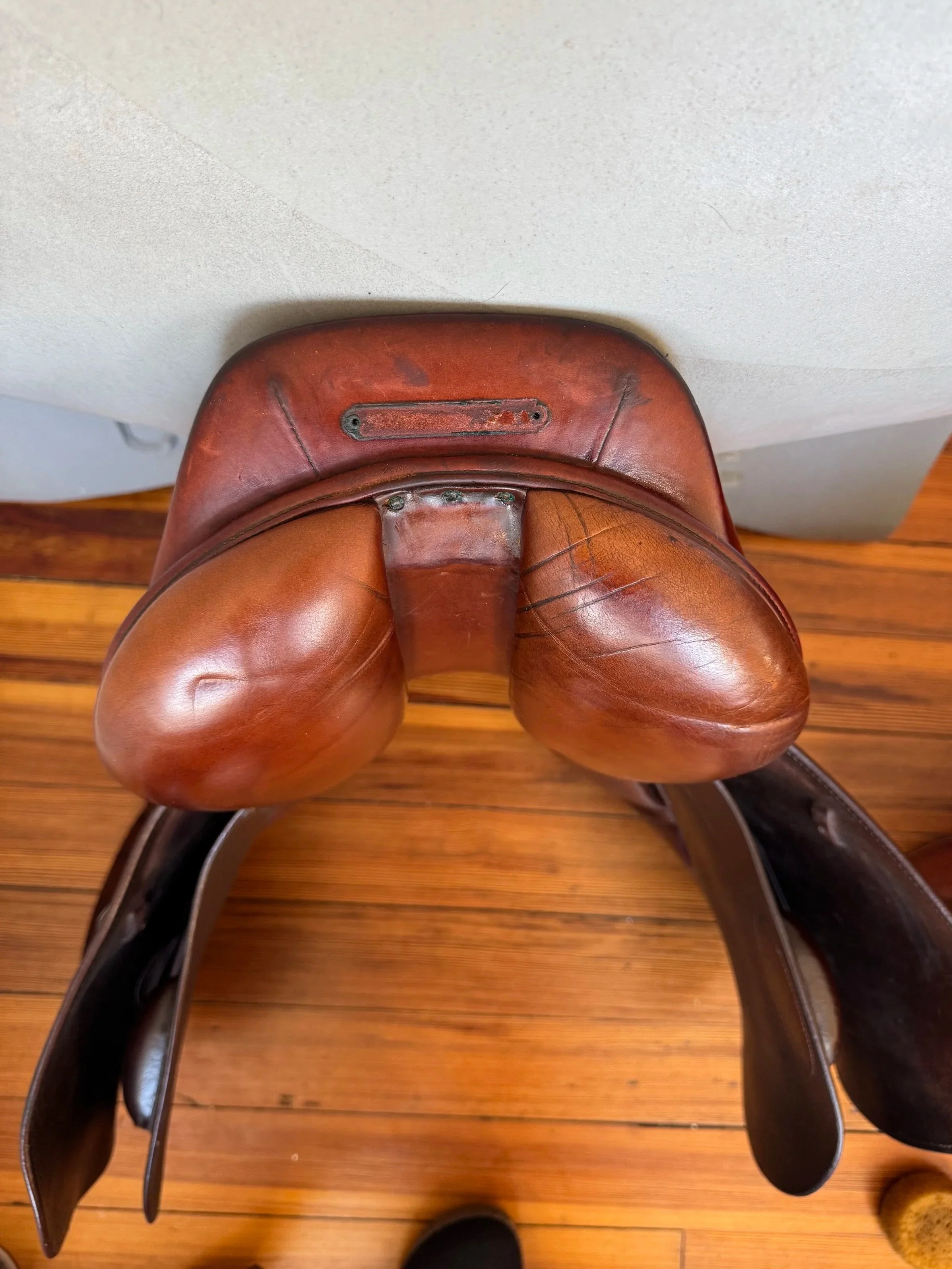 17.5" / 17" Tad Coffin A5SR Smart Ride Performance Saddle - 2011 - Grain / Calf - Cantle 2