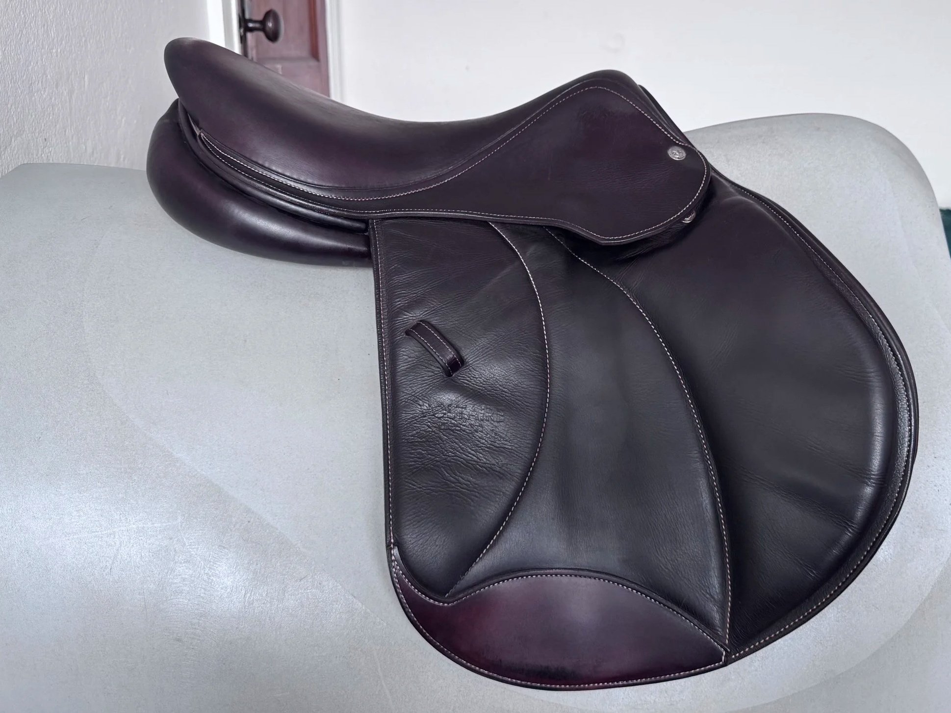 16.5" Voltaire Palm Beach PRO Saddle - 2017 - 2A - Full Buffalo - Right Side 6