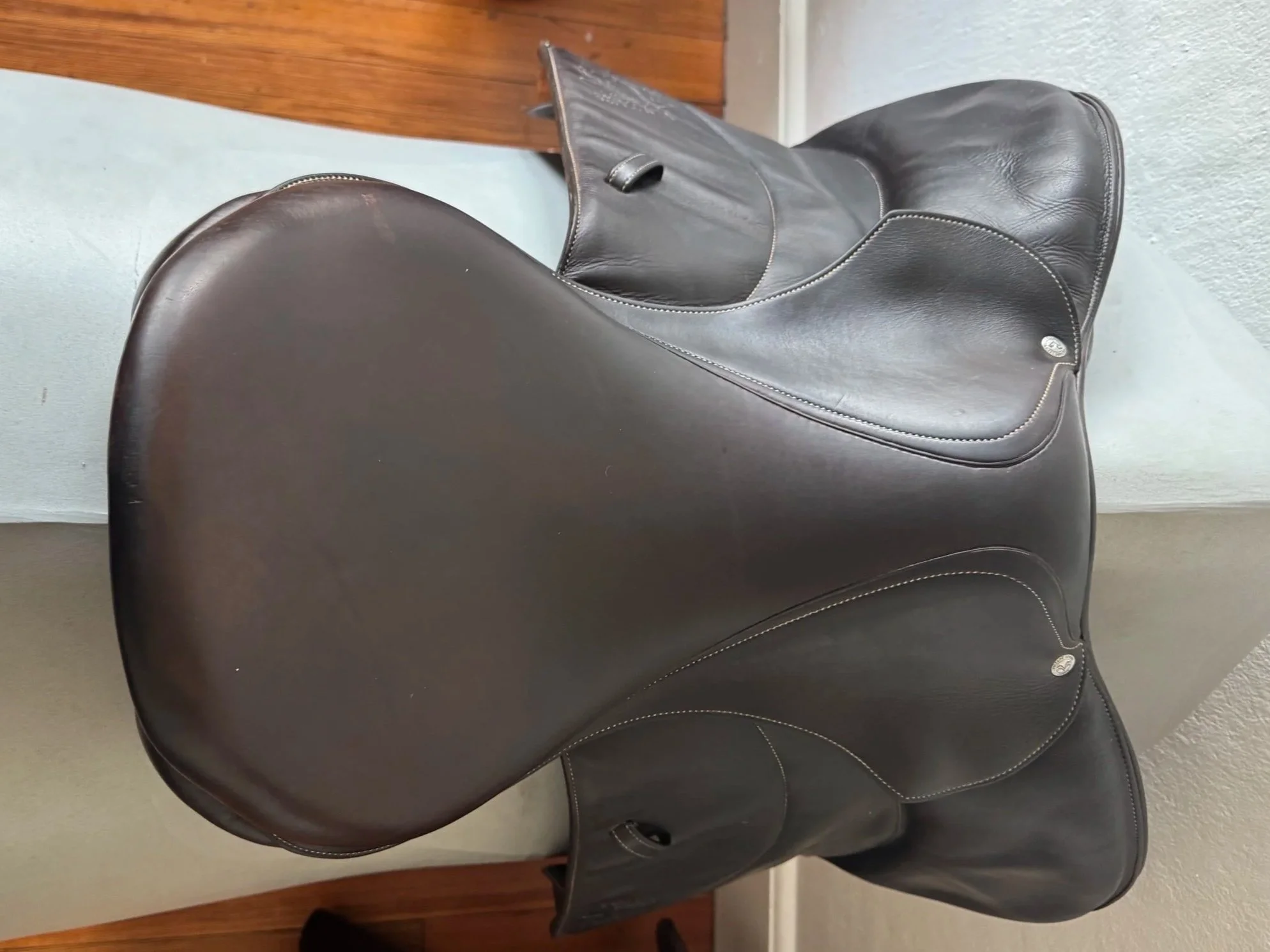 18.5" Voltaire Stuttgart PRO Saddle - 2017 - 4AAR - Full Buffalo - Seat 1