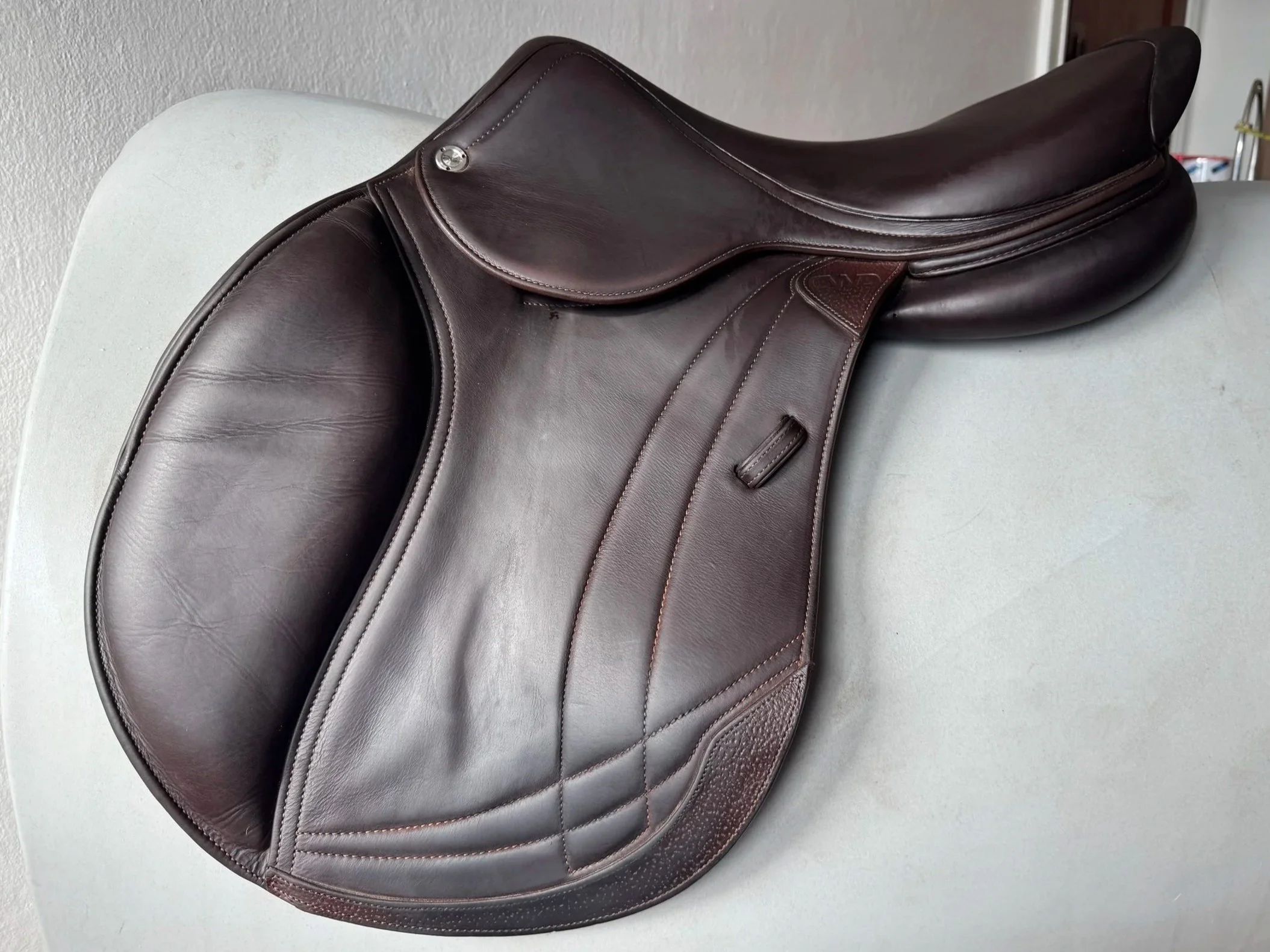 17.5" CWD SE38 Hunter Mademoiselle 2Gs Saddle - 4CH - 2021 - Full Buffalo - Left View 1