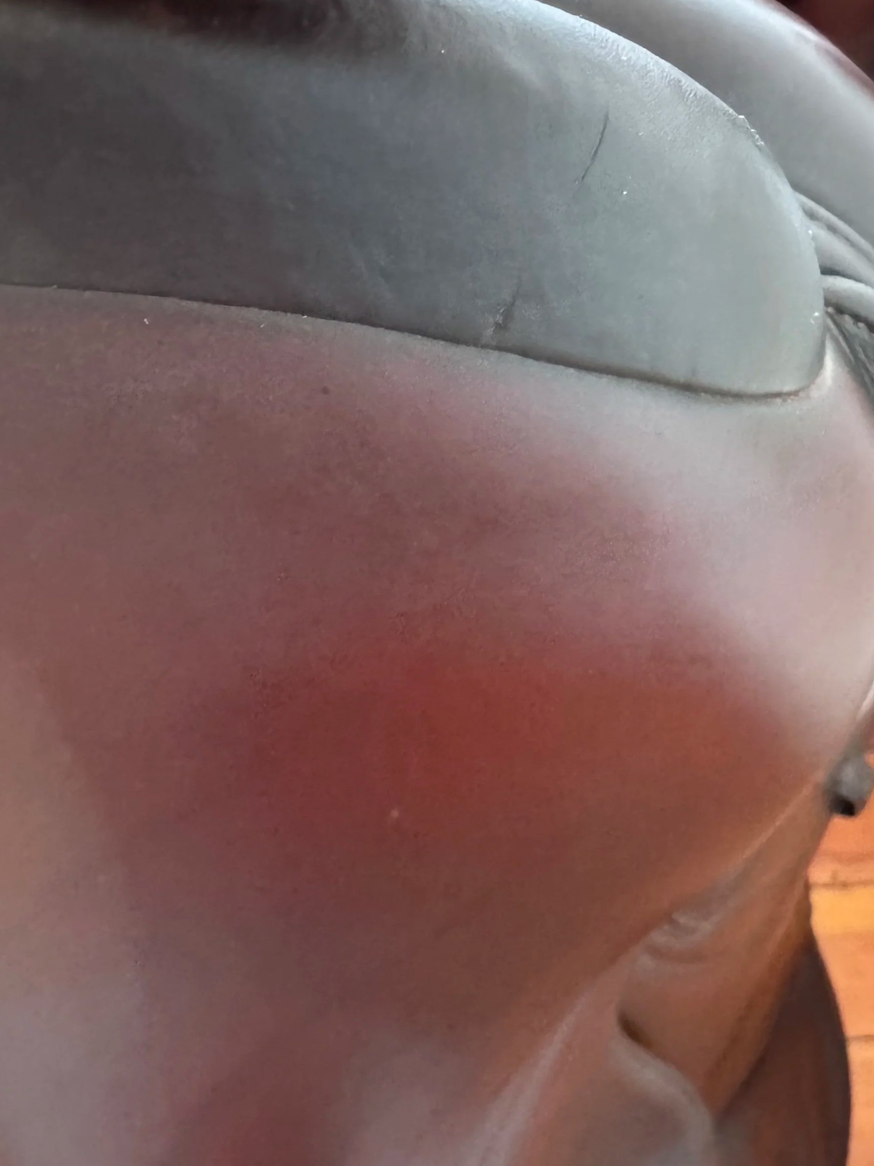 17" CWD SE38 Hunter Mademoiselle 2Gs Saddle - 2022 - 1LH - Full Buffalo - knick at cantle