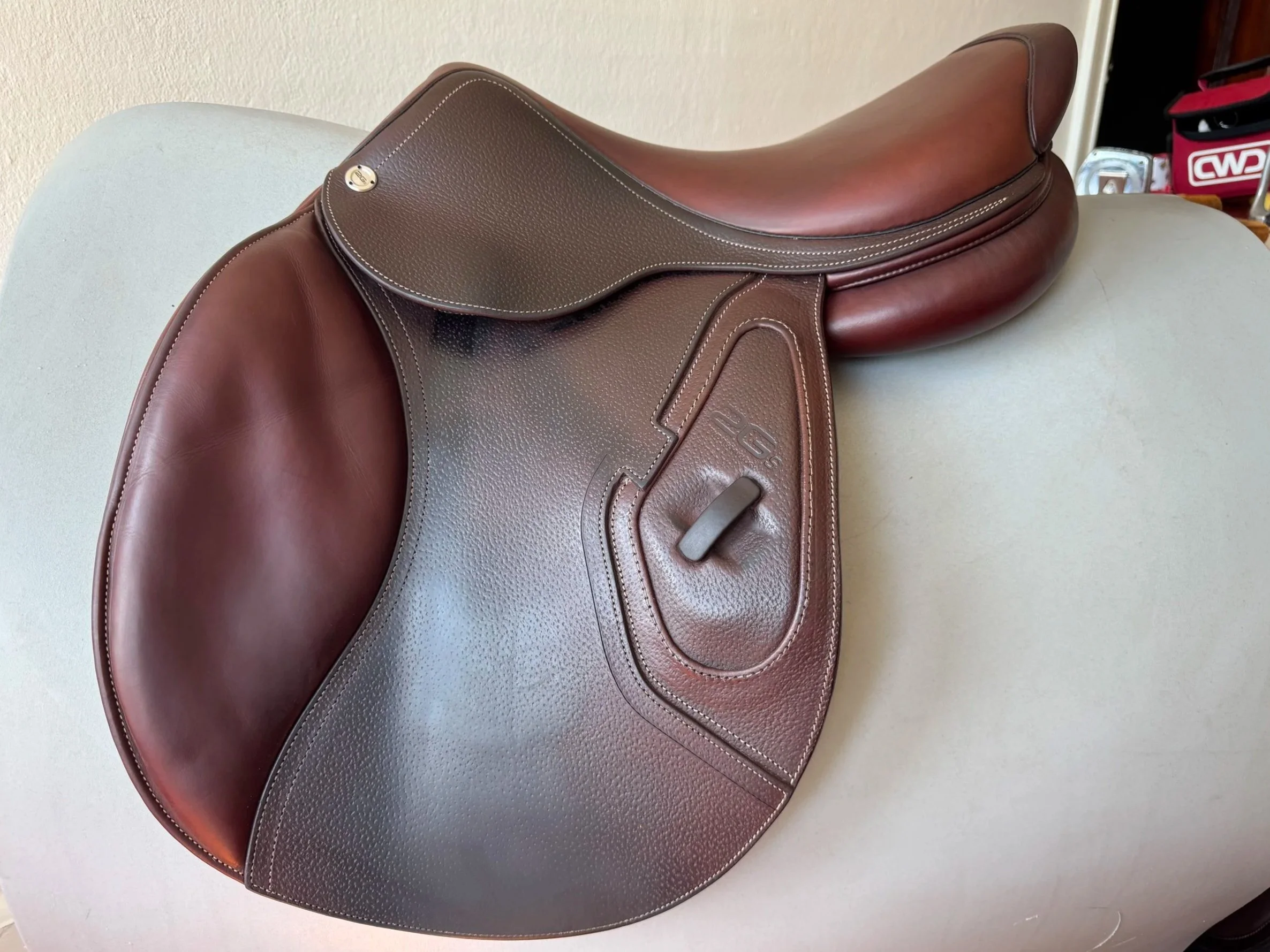 17.5" CWD Hunter 2Gs Saddle - Left Side 2