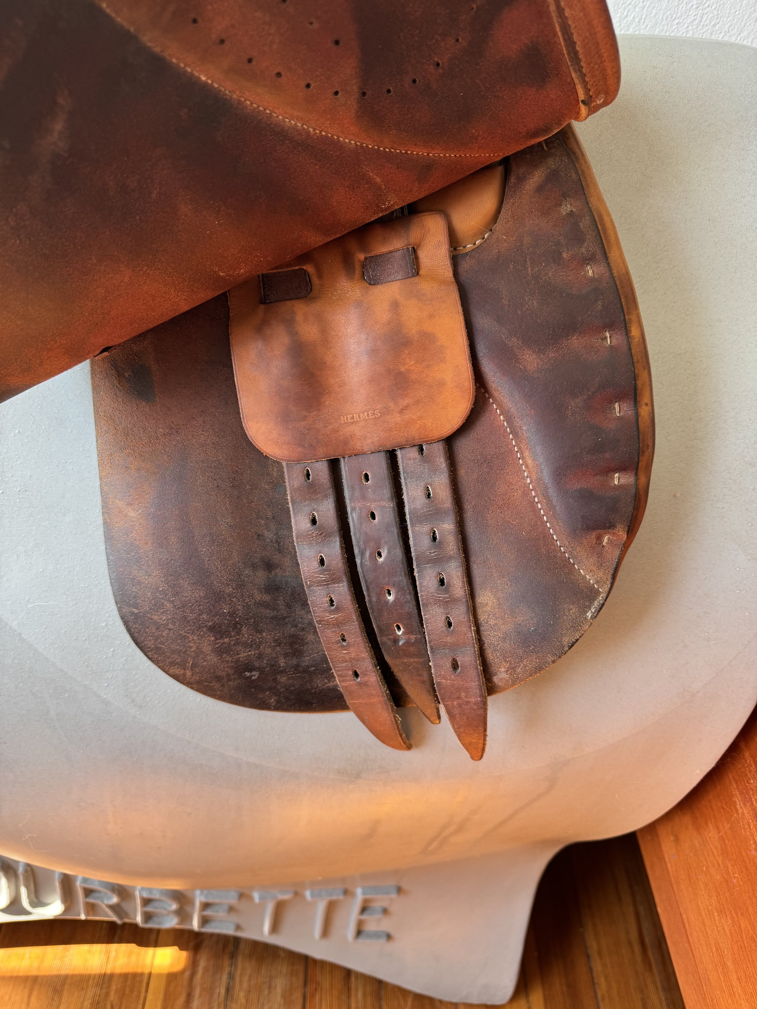 17" Hermes Brasilia Saddle