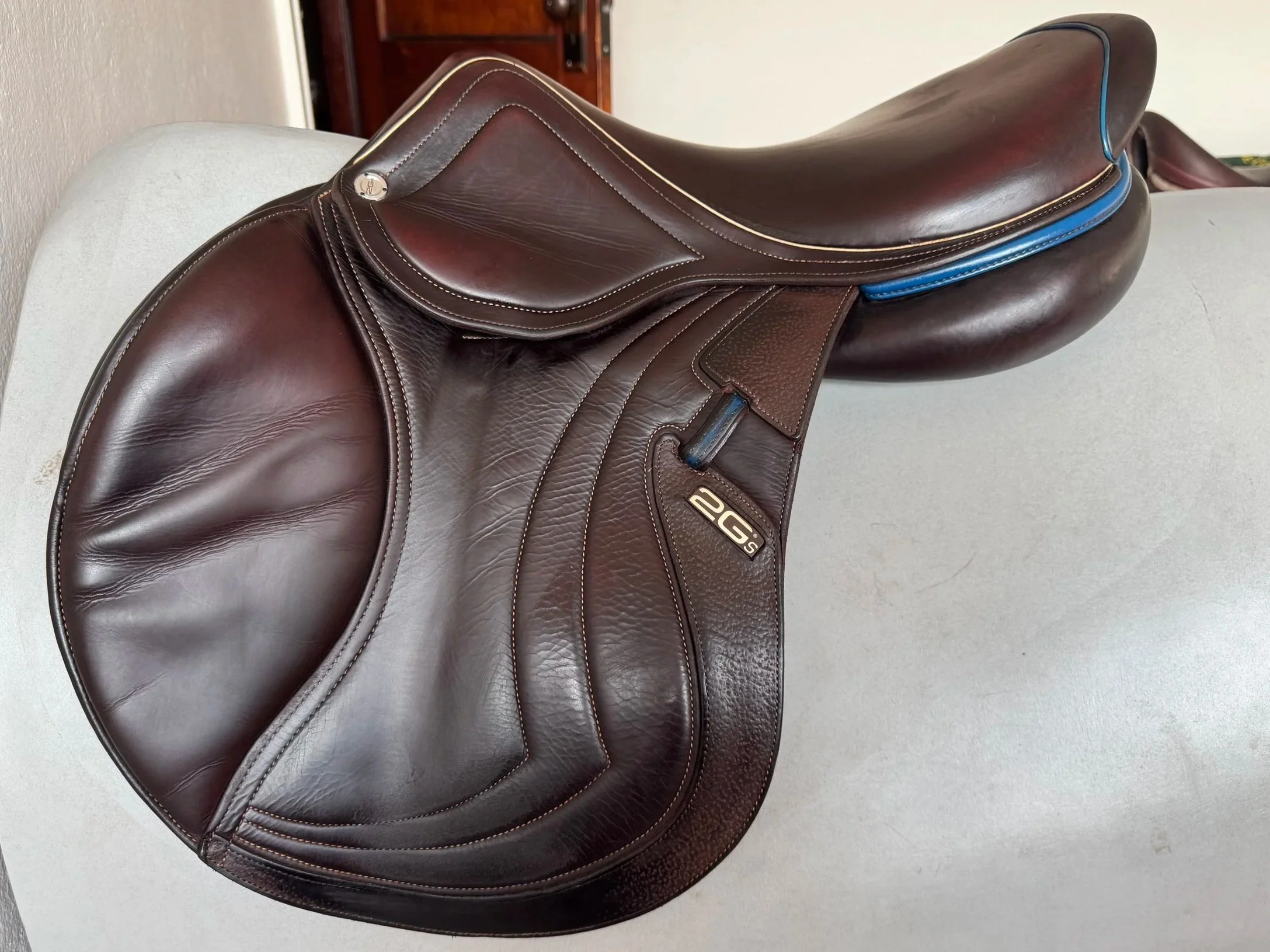 17.5" CWD SE32 Mamdemoiselle 2Gs Saddle - 2019 - 3C - Full Buffalo - Left View 1