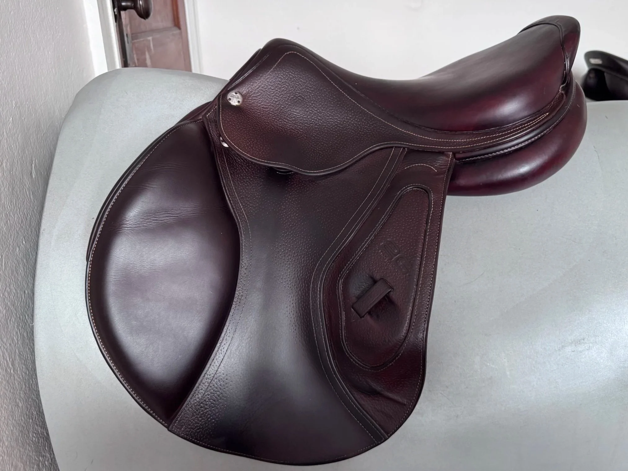 17" CWD SE29 Hunter 2Gs Saddle - 2017 - 2L - Grain / Buffalo - Left View 5
