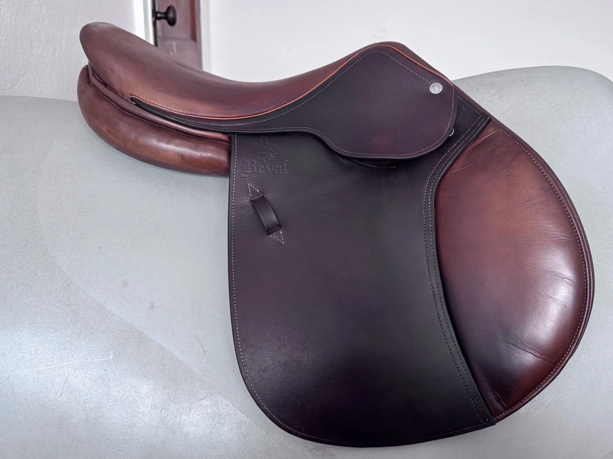 15" Beval Artisan Saddle - Child / Pony - Grain / Calf - Right View 3