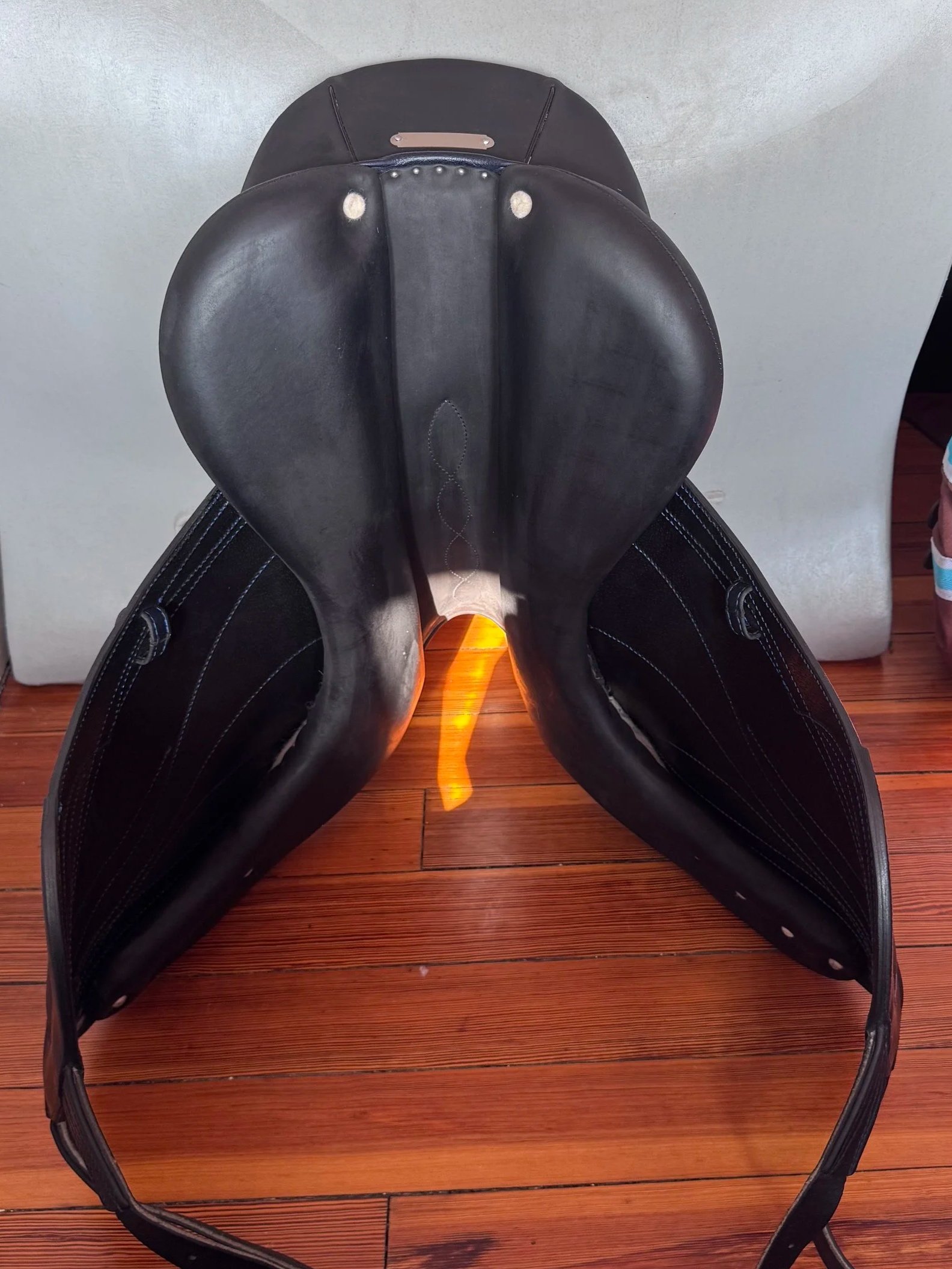 18" Antares Cadence Dressage Saddle - 2023 - 1D - Full Buffalo - Tree 1