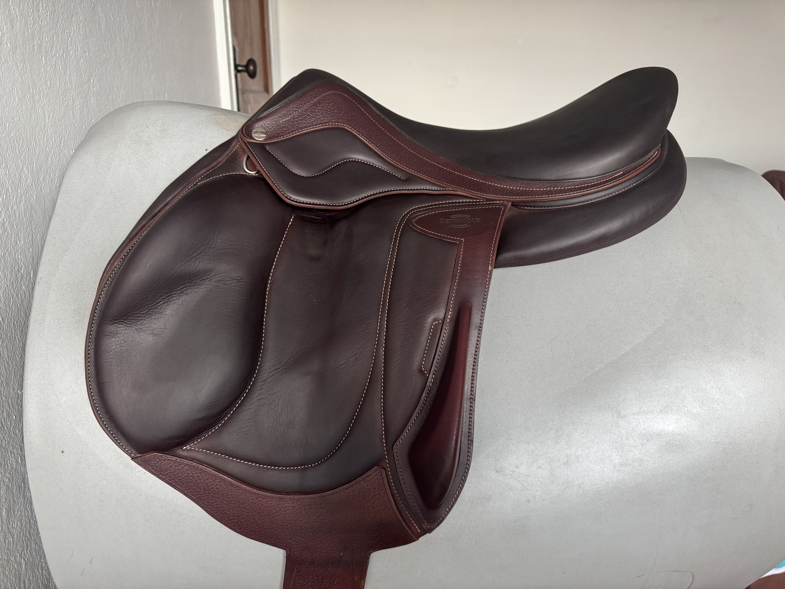 18" Devoucoux Chiberta Lab Monoflap Saddle - 2024 - 3AR - Full Buffalo - MINT - Left View 4