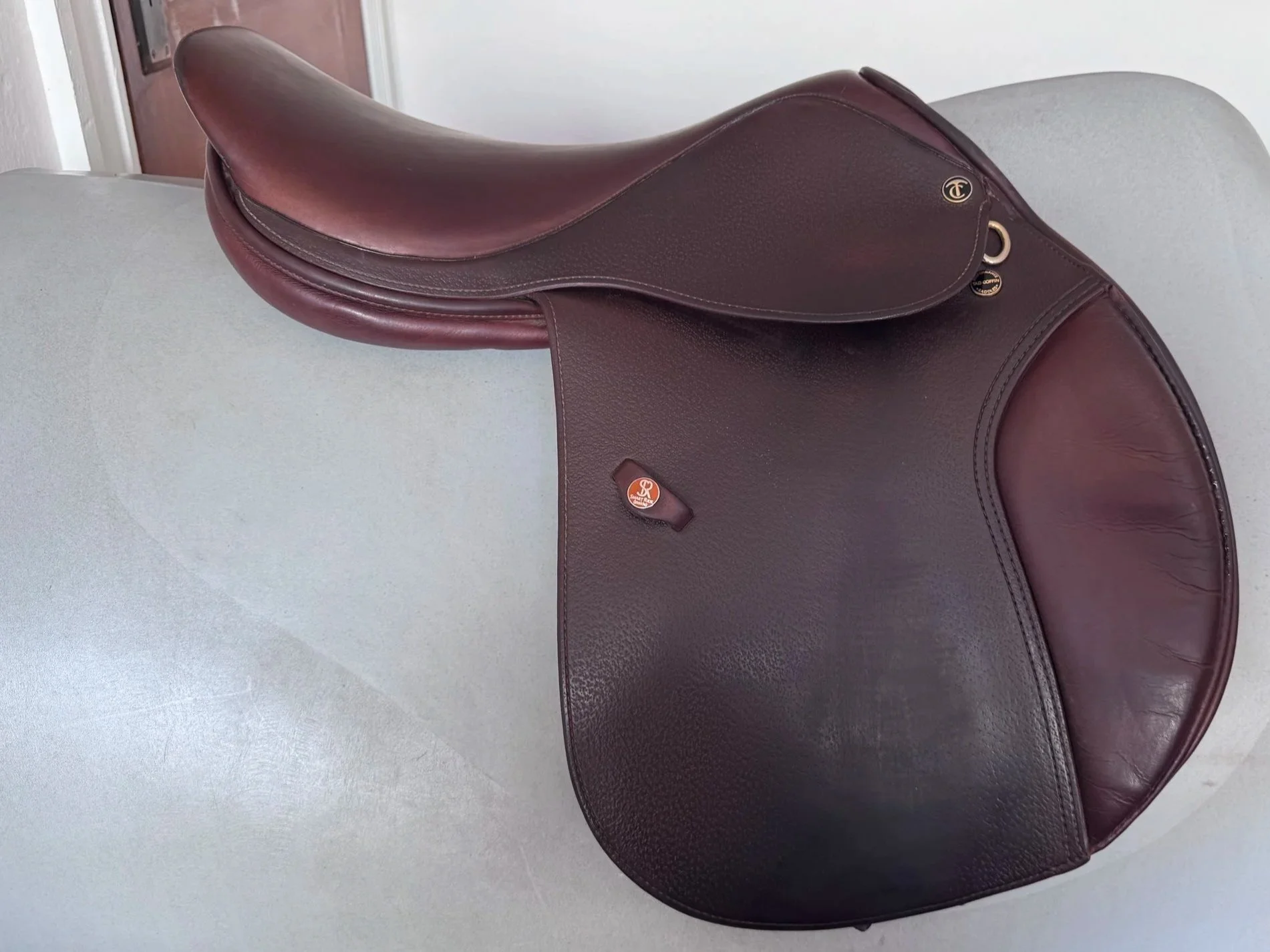 17.5" Tad Coffin A5G2 SmartRide / Smart Ride Performance Saddle - Grain / Calf - Right View 4
