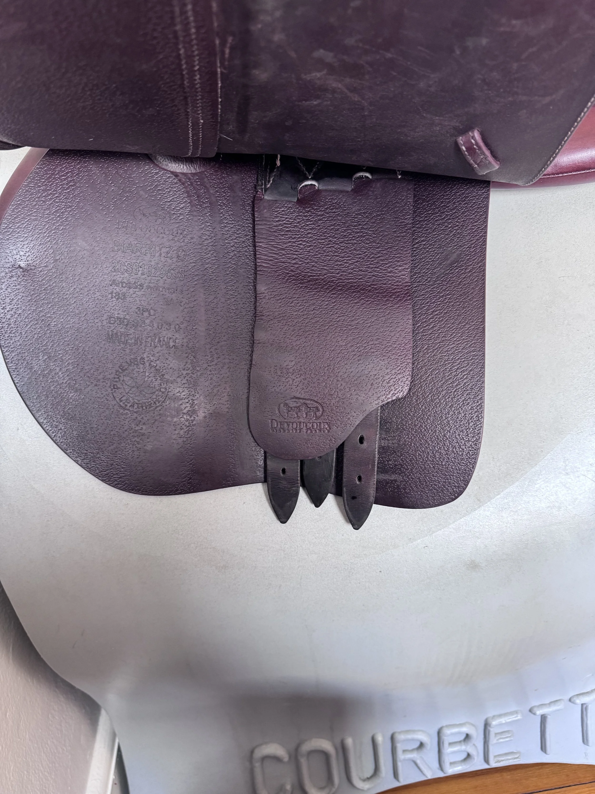 18.5" Devoucoux Biarritz O Saddle - 2020 - 3AR - Grain / Buffalo - Left Underflap 1