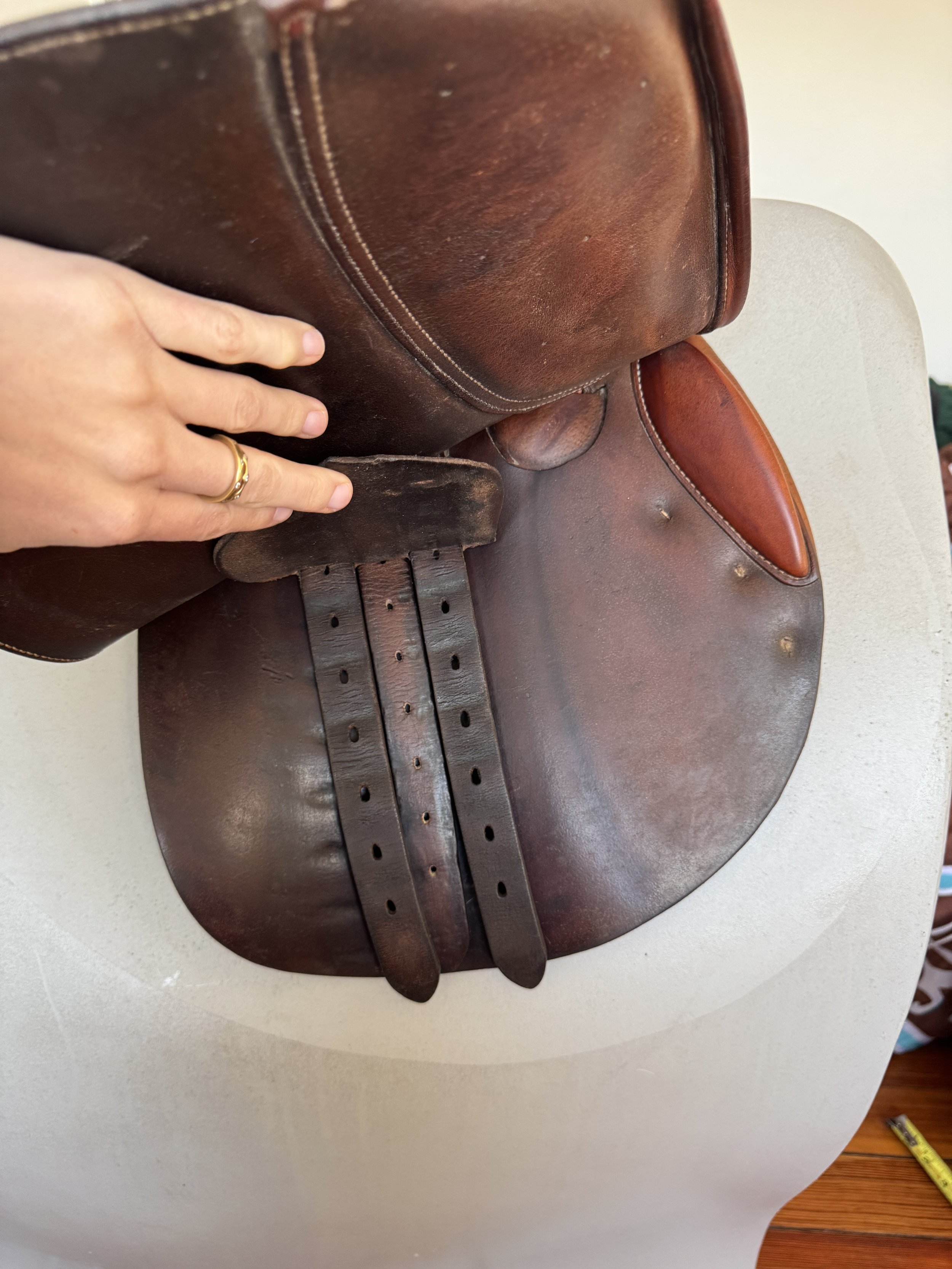 15" Baby Butet Saddle - Child / Pony - 1.5 - "L" Seat  - Right Billets