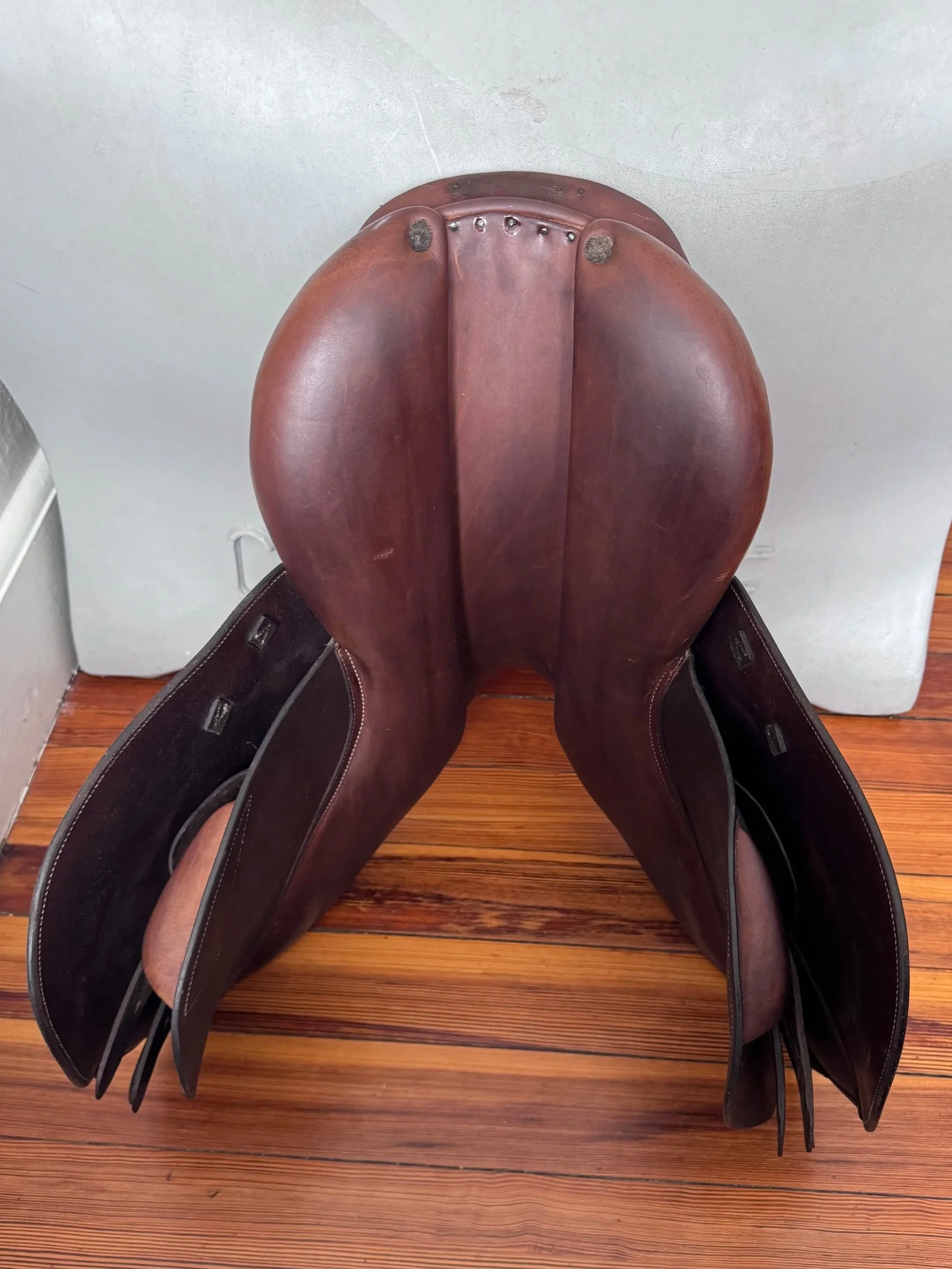 15" Beval Artisan Saddle - Child / Pony - Grain / Calf - Tree 2