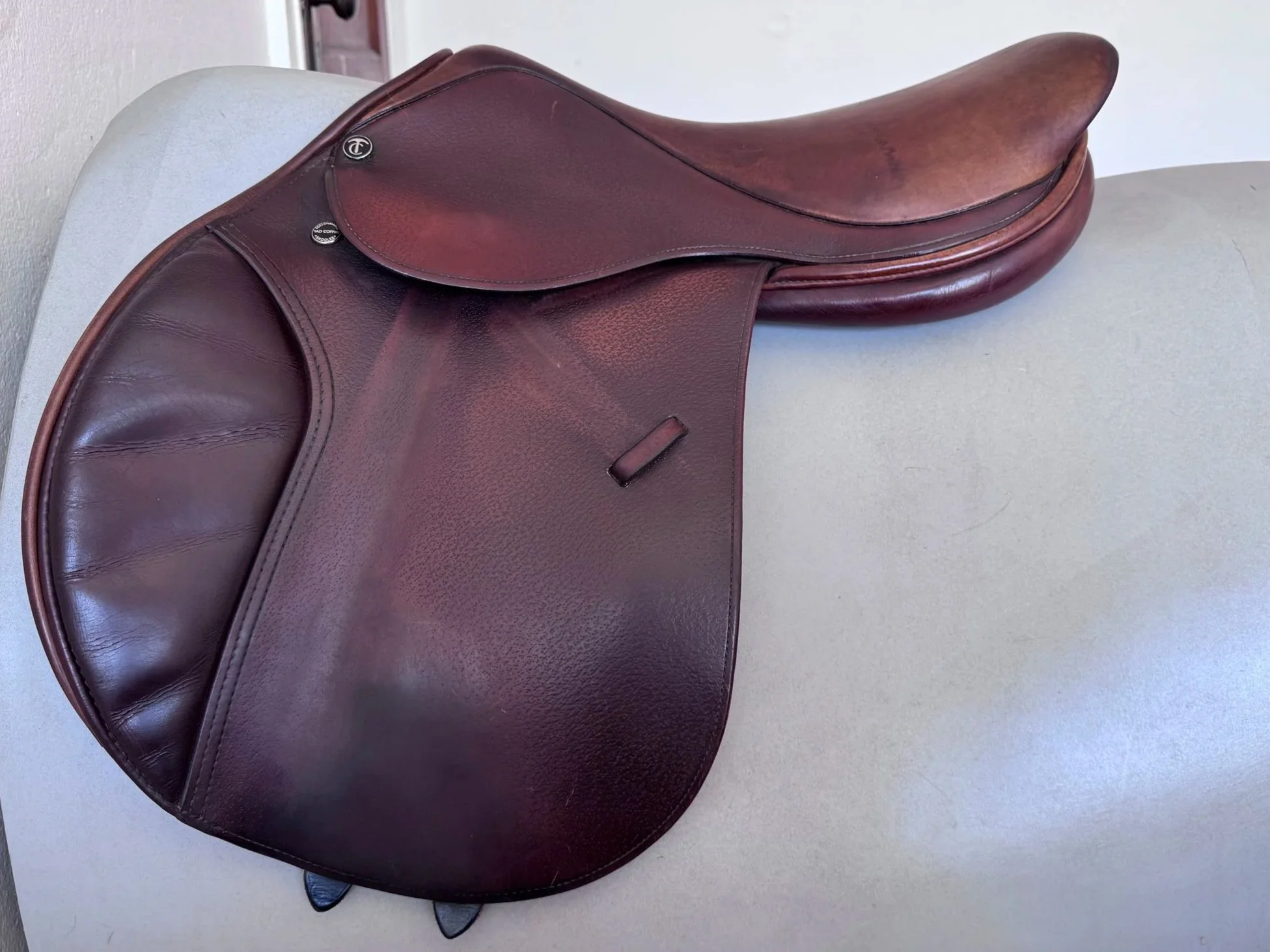17.5" Tad Coffin A5G Performance Saddle - Grain / Calf - Left View 2