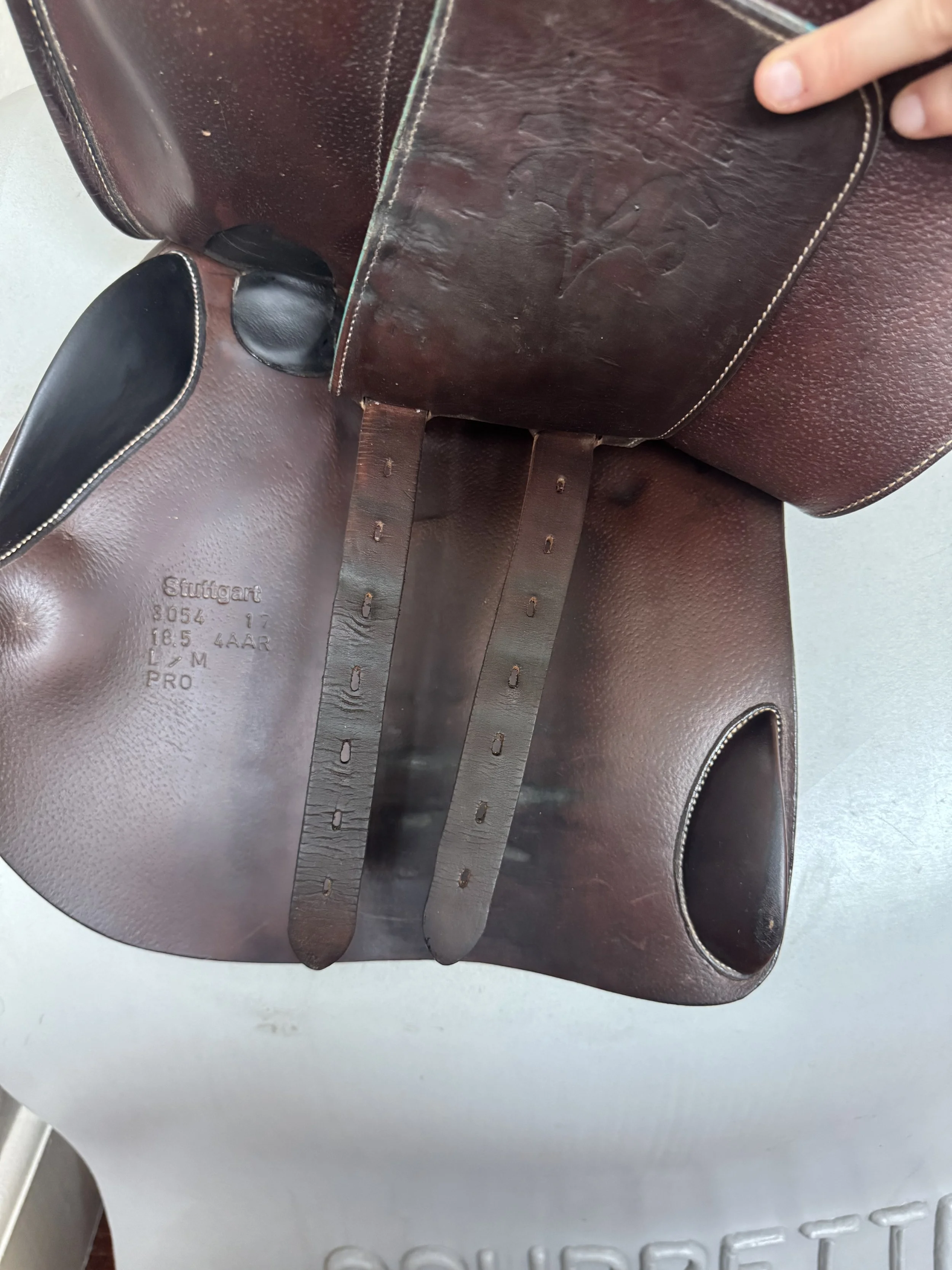 18.5" Voltaire Stuttgart PRO Saddle - 2017 - 4AAR - Full Buffalo - Underflaps