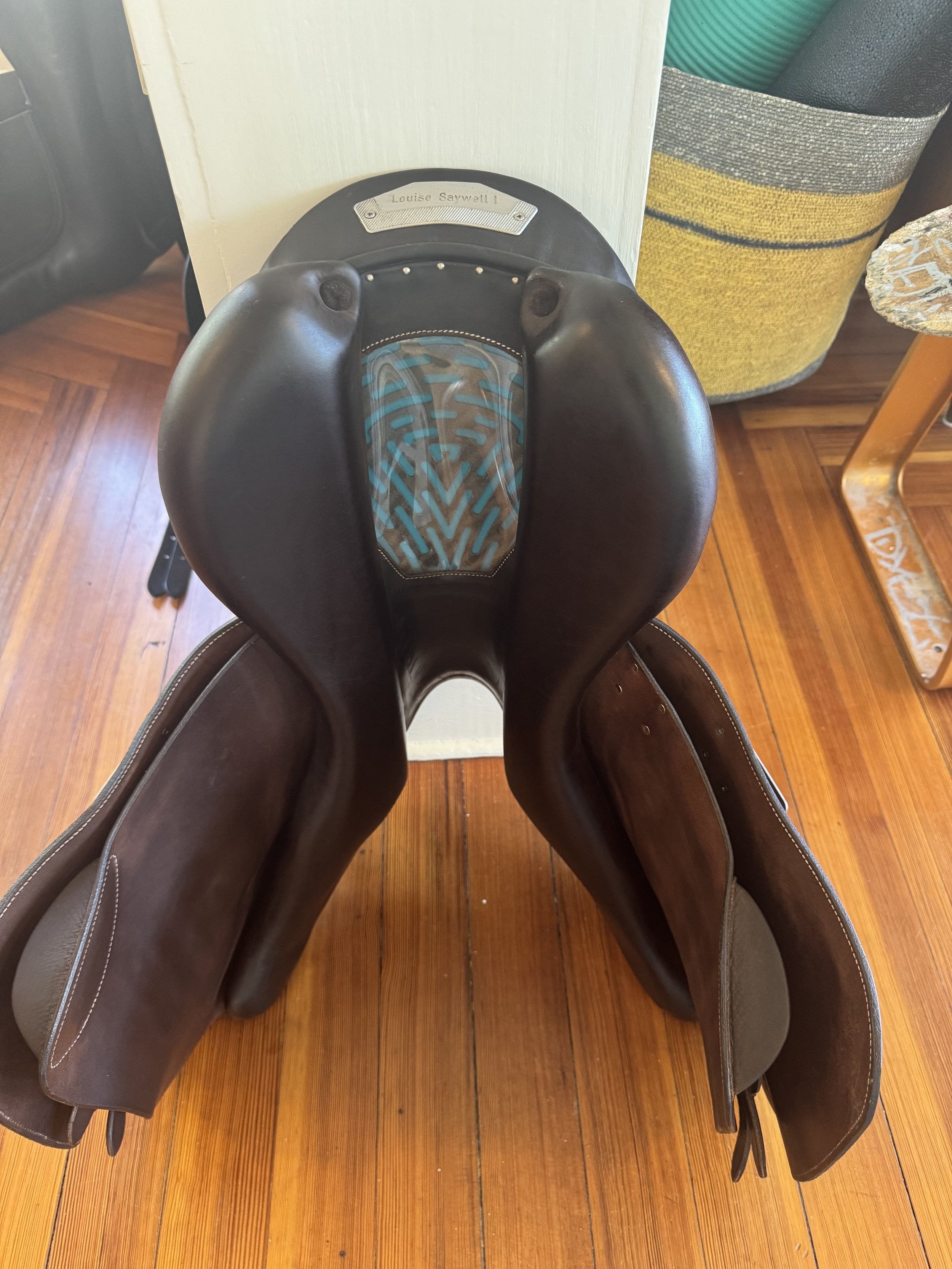 17.5" Voltaire Blue Infinite Saddle