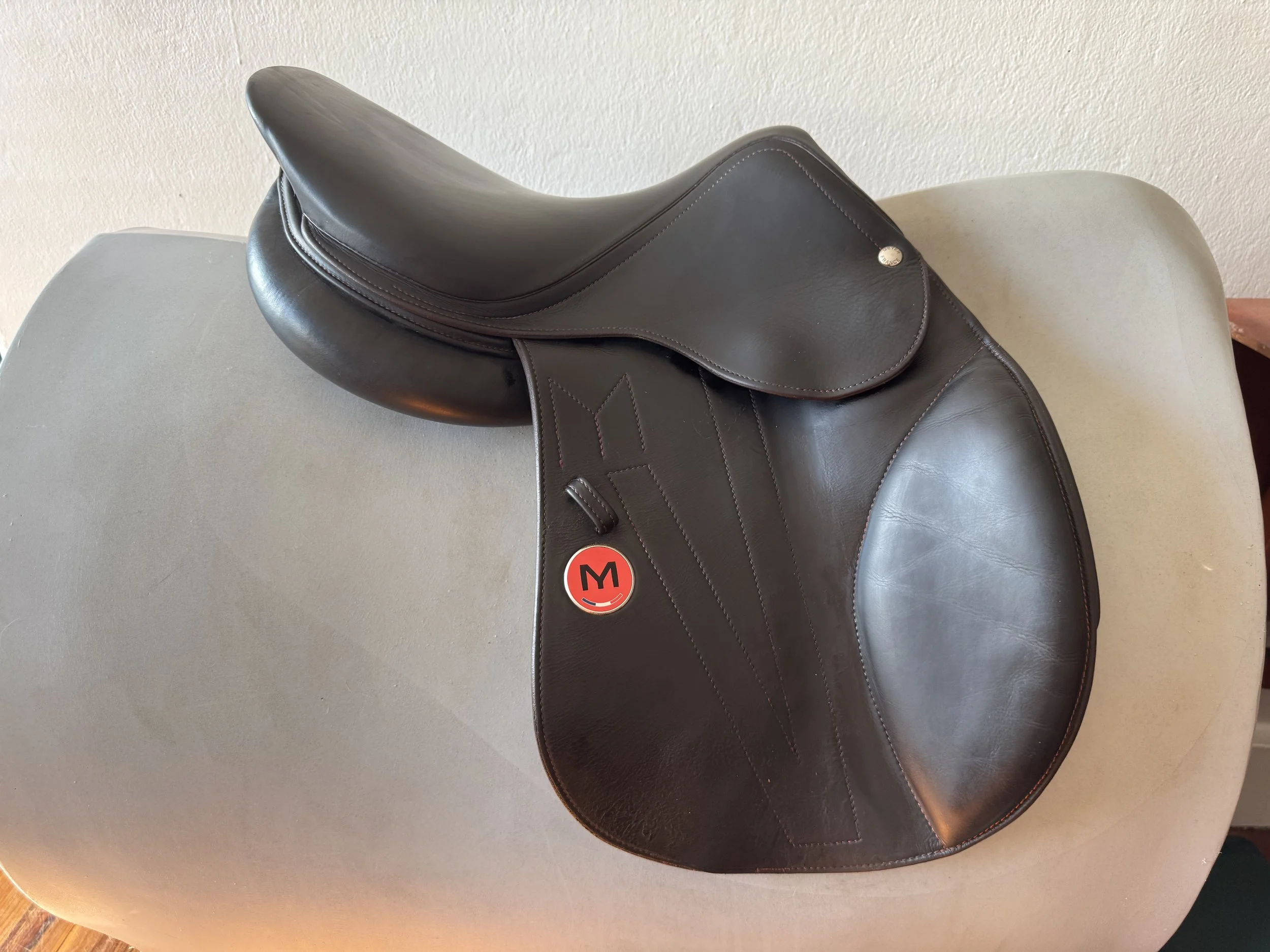 16" Meyer Zephyr Saddle - 2019 - Full Buffalo - Right Side