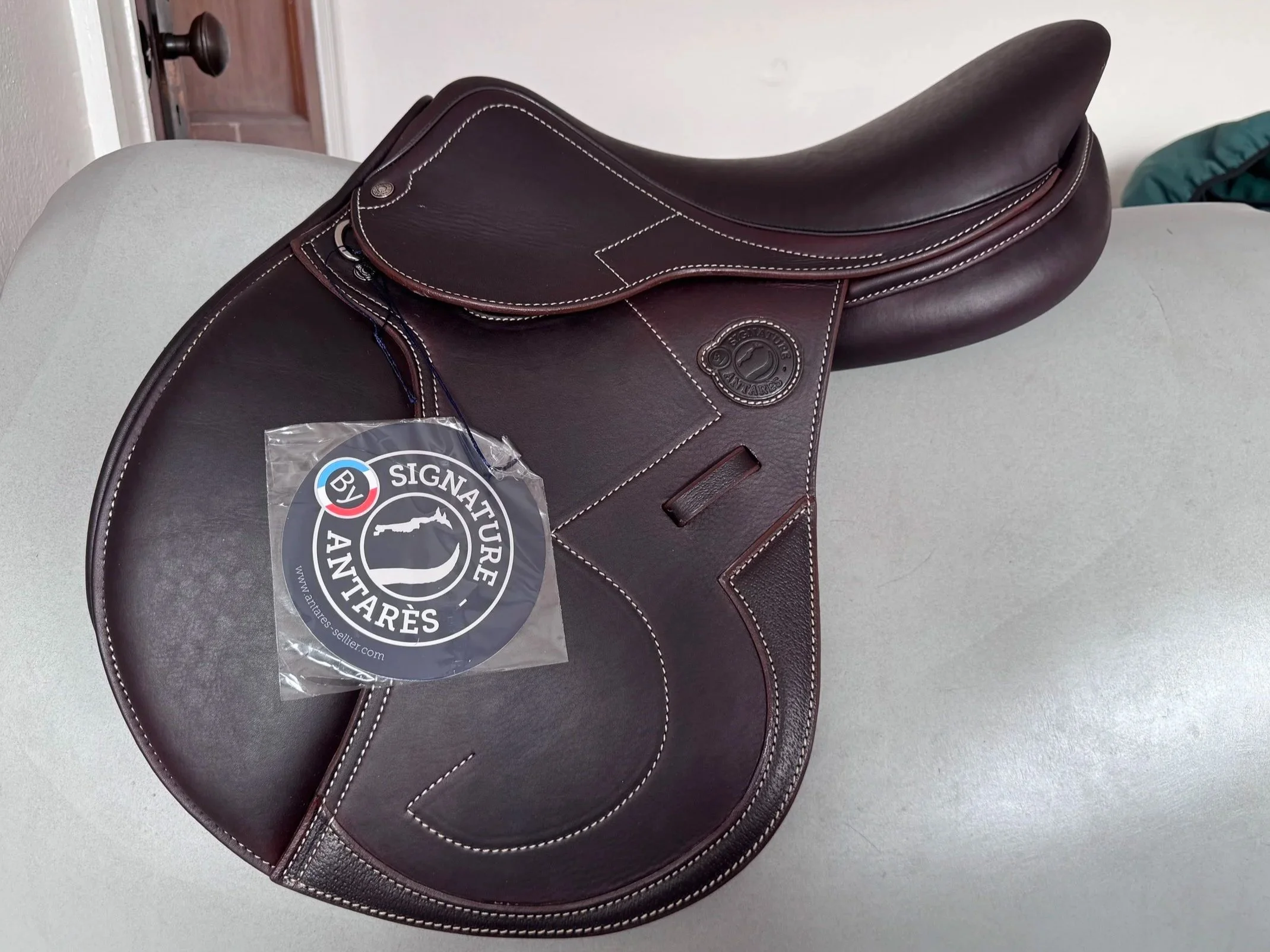 17" Antares Signature Saddle - 2025 - 2N - A01 - Full Calf - NEW - Left View 7