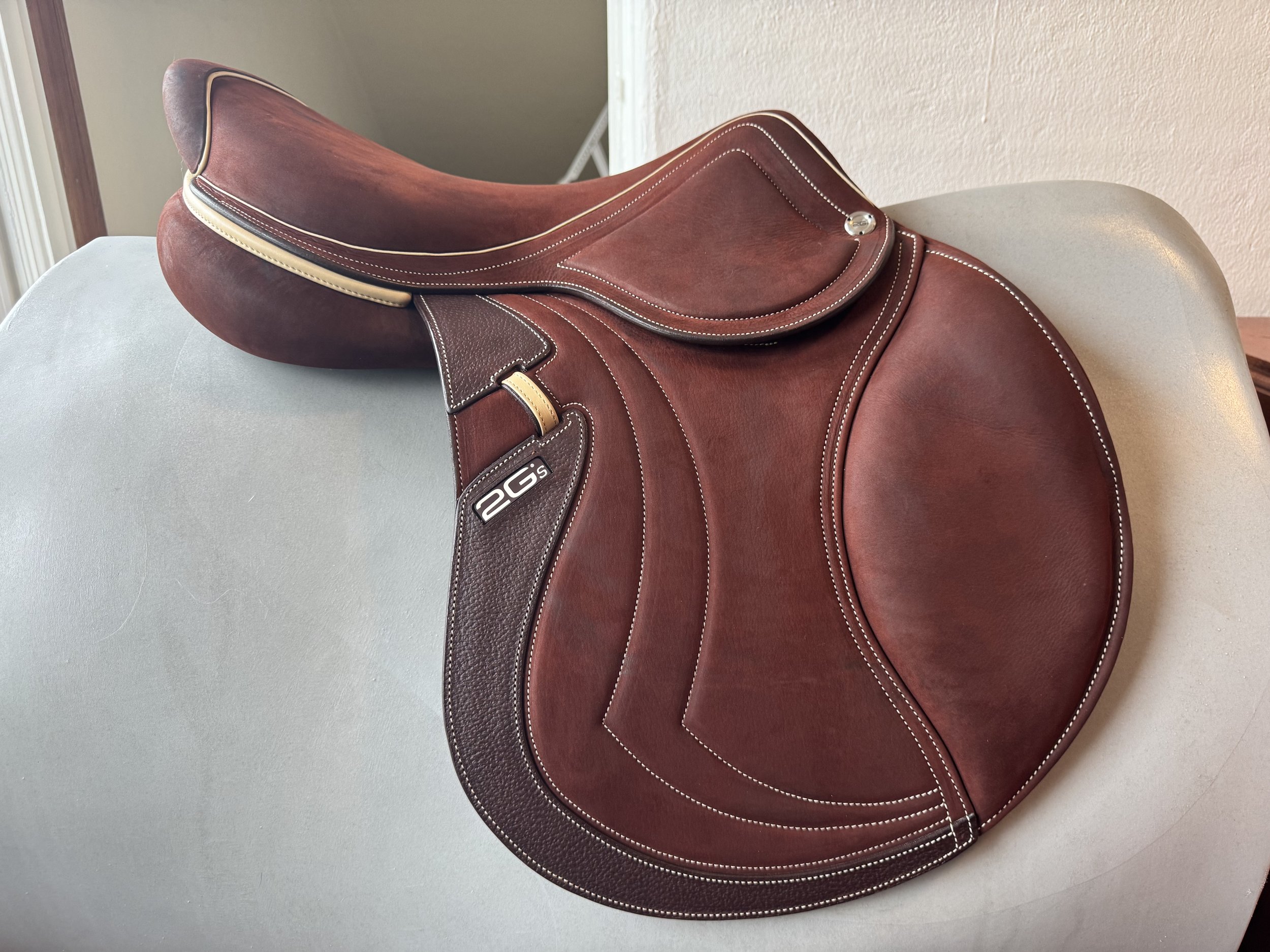 17.5" CWD Mademoiselle 2Gs Saddle 3C