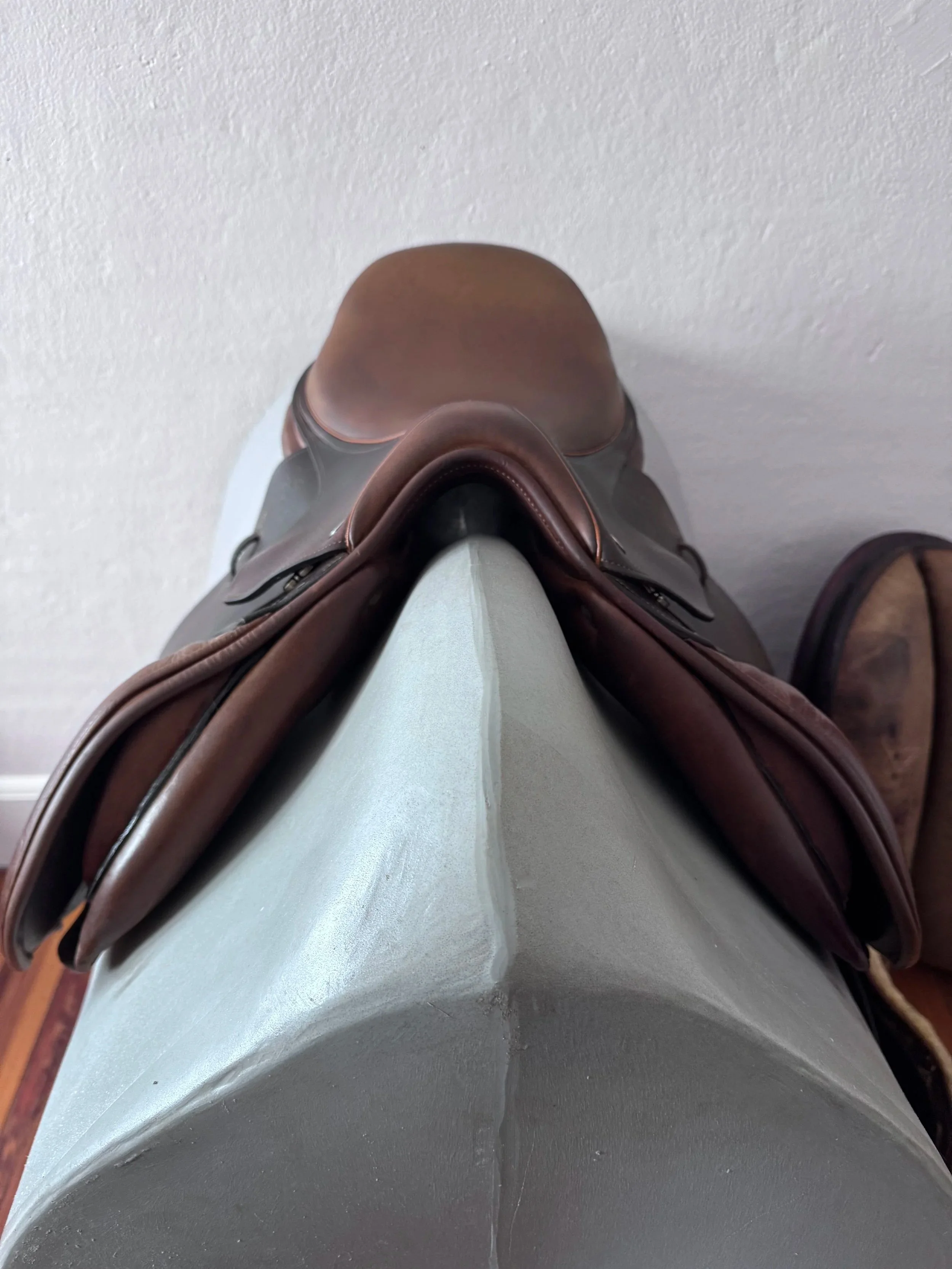 15" Beval Artisan Saddle - Child / Pony - Grain / Calf - Front Panels