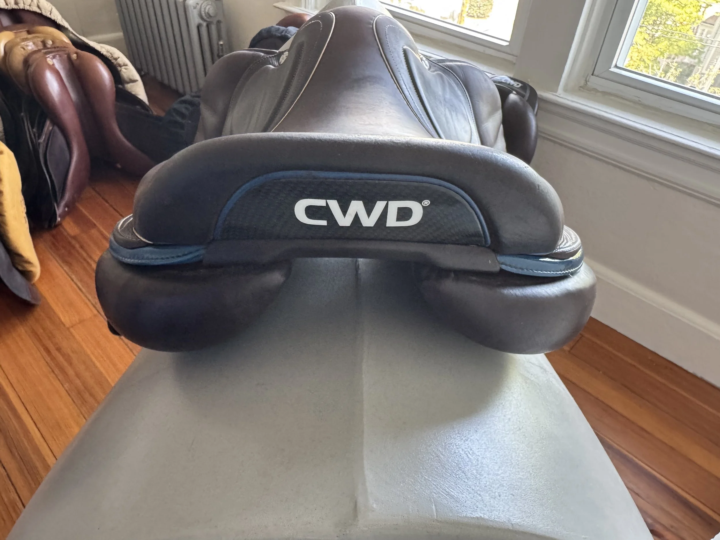 17.5" CWD Mademoiselle 2Gs Cantle