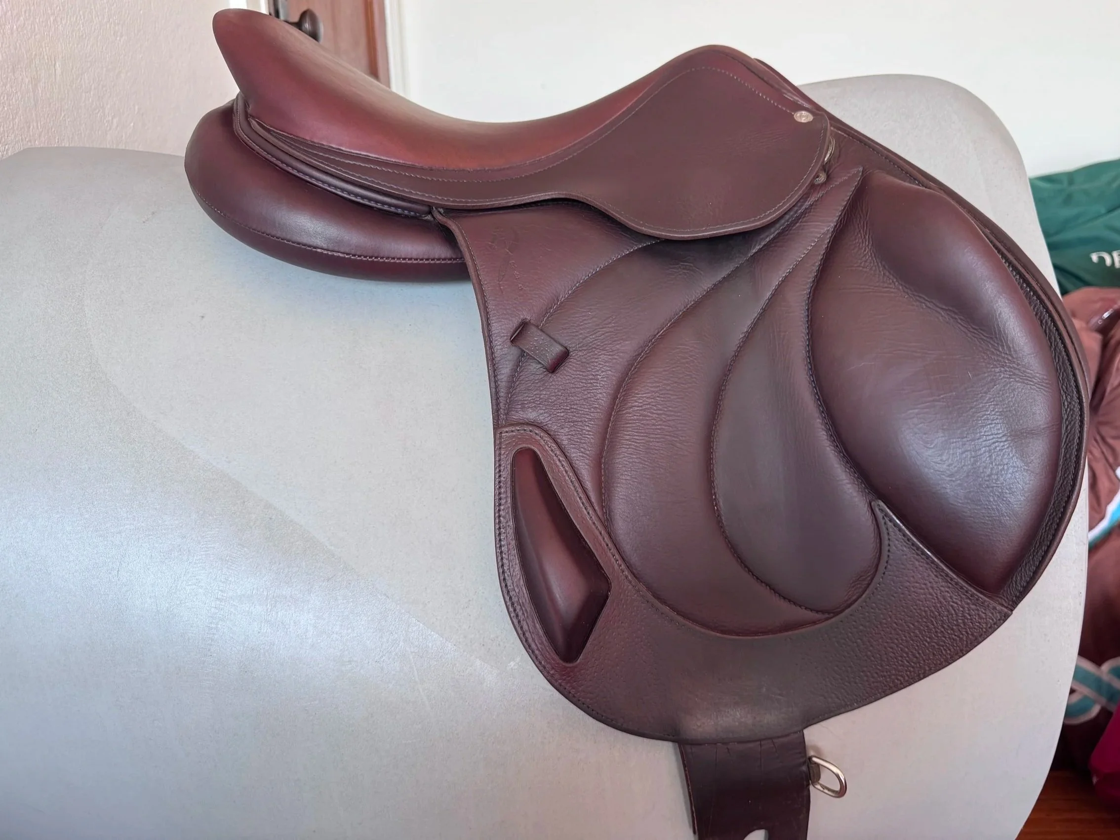 17" Antares Connexion Monoflap Saddle - 2019 - 3A - Full Buffalo - WIDE - Right View 5