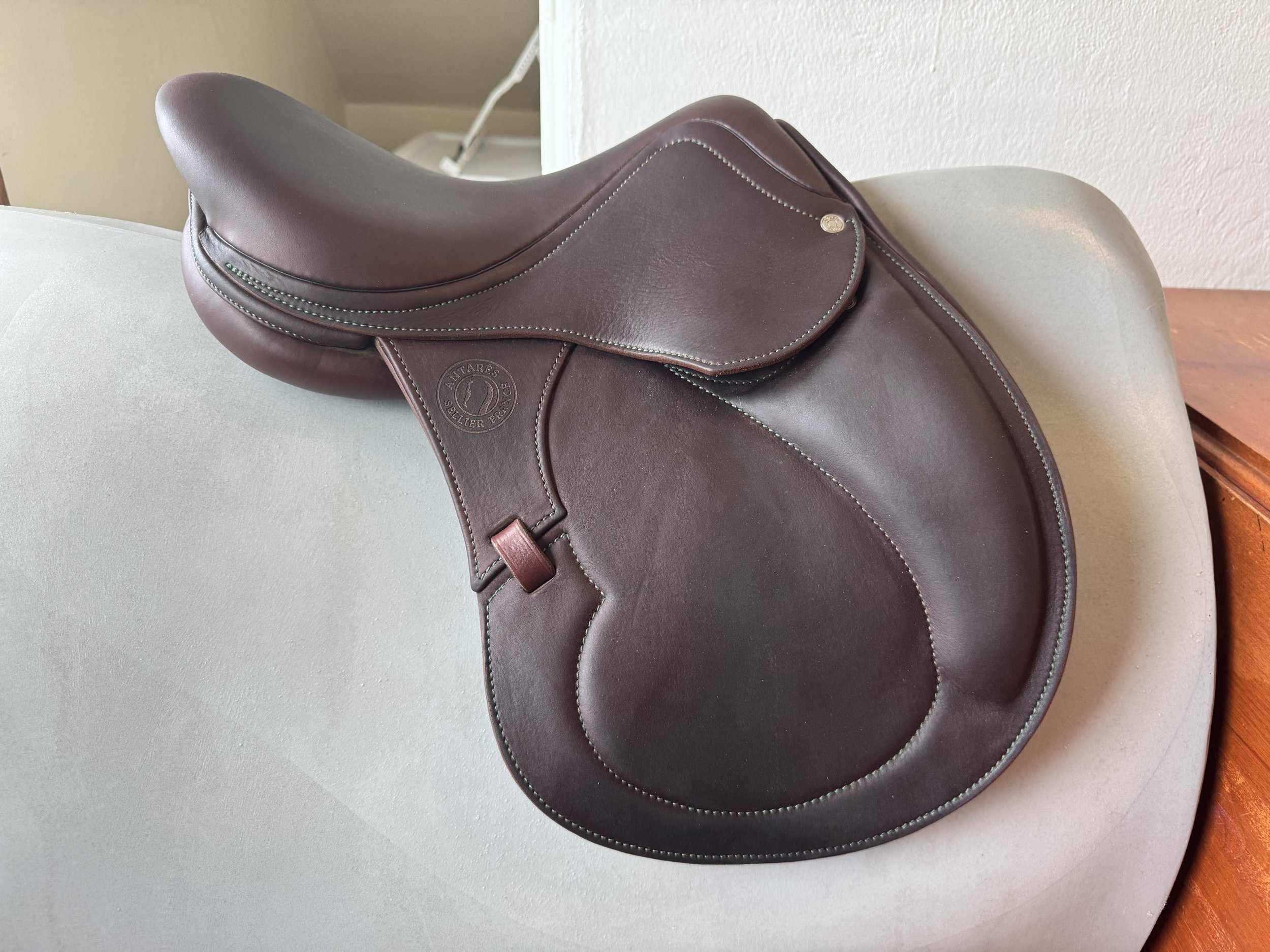 15" Antares Hero Saddle - Second Right View