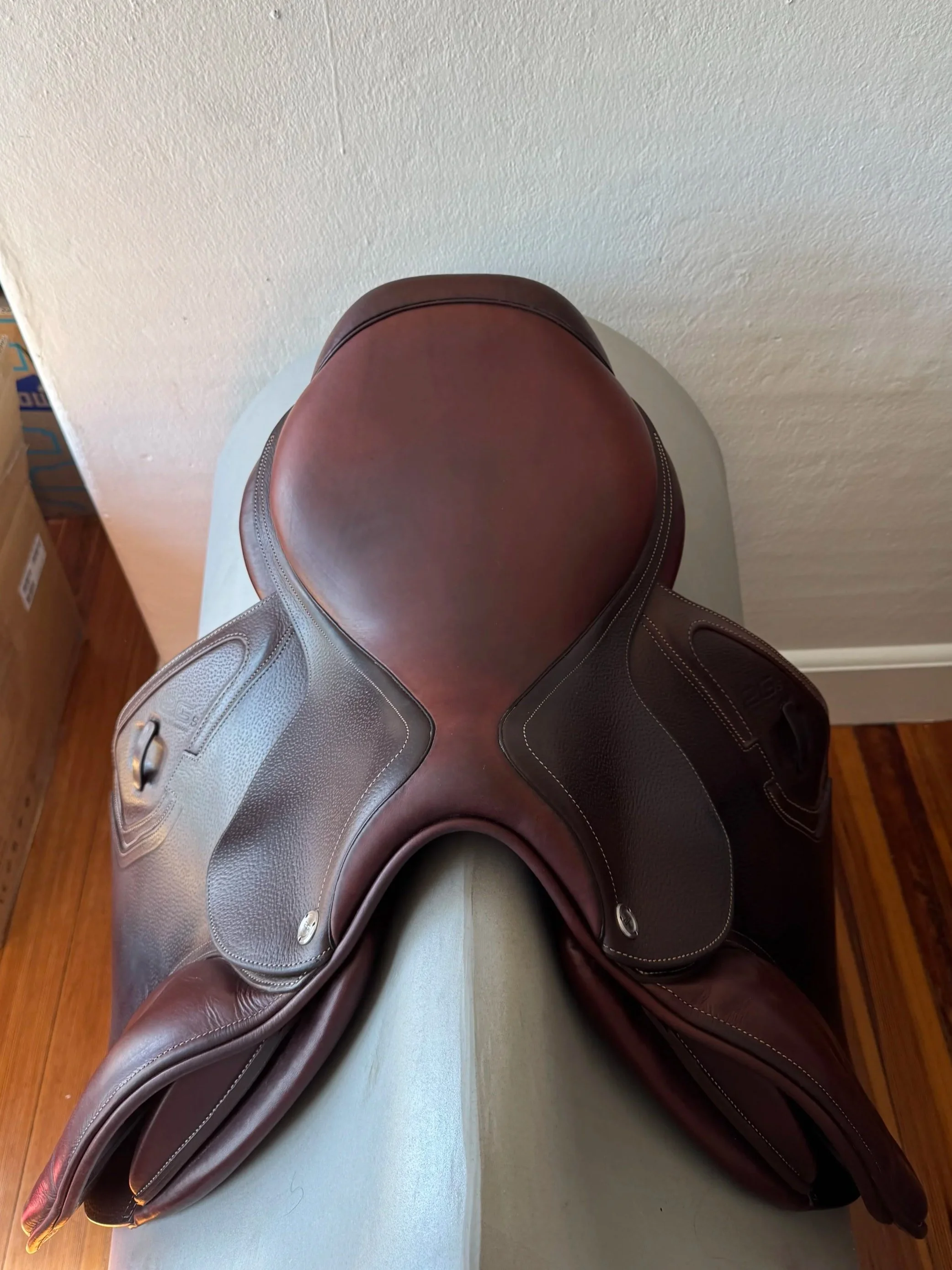 17.5" CWD Hunter 2Gs Saddle - Aerial Seat 2
