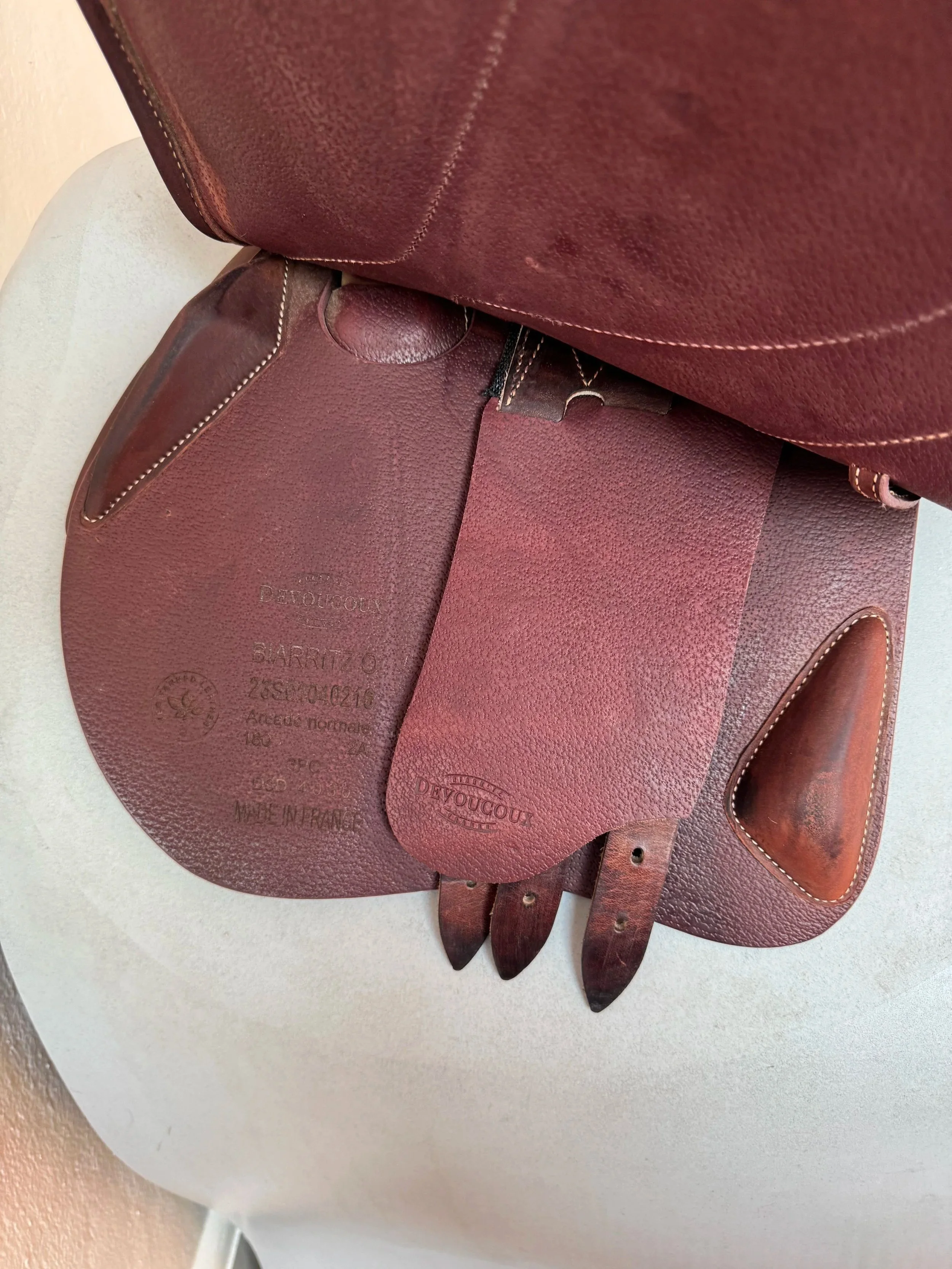 18" Devoucoux Biarritz O Saddle - 2023 - 2A - MINT - LIKE NEW - Left Underflap