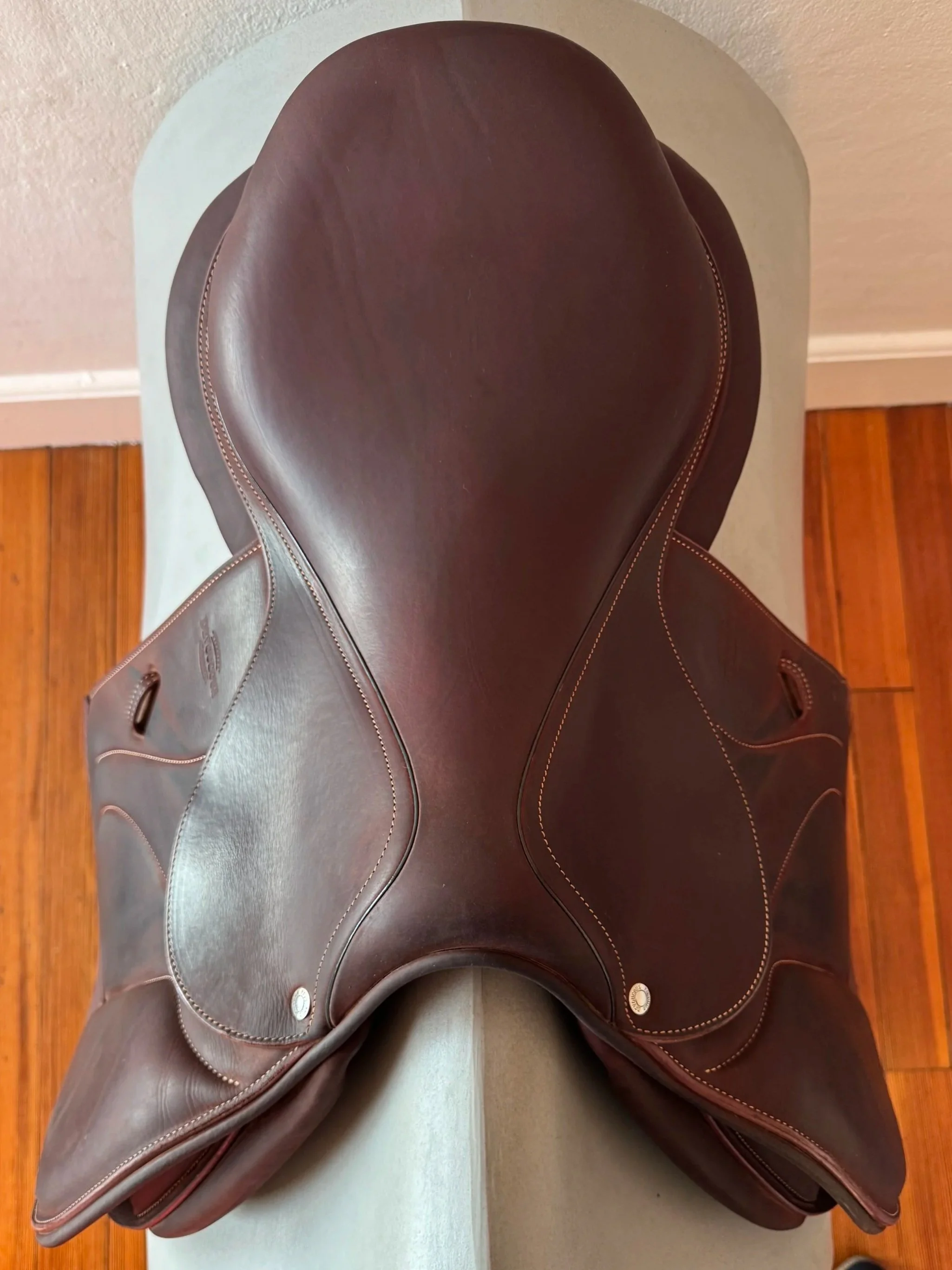 18" Devoucoux Biarritz O Saddle - 2023 - 2A - MINT - LIKE NEW - Seat 2