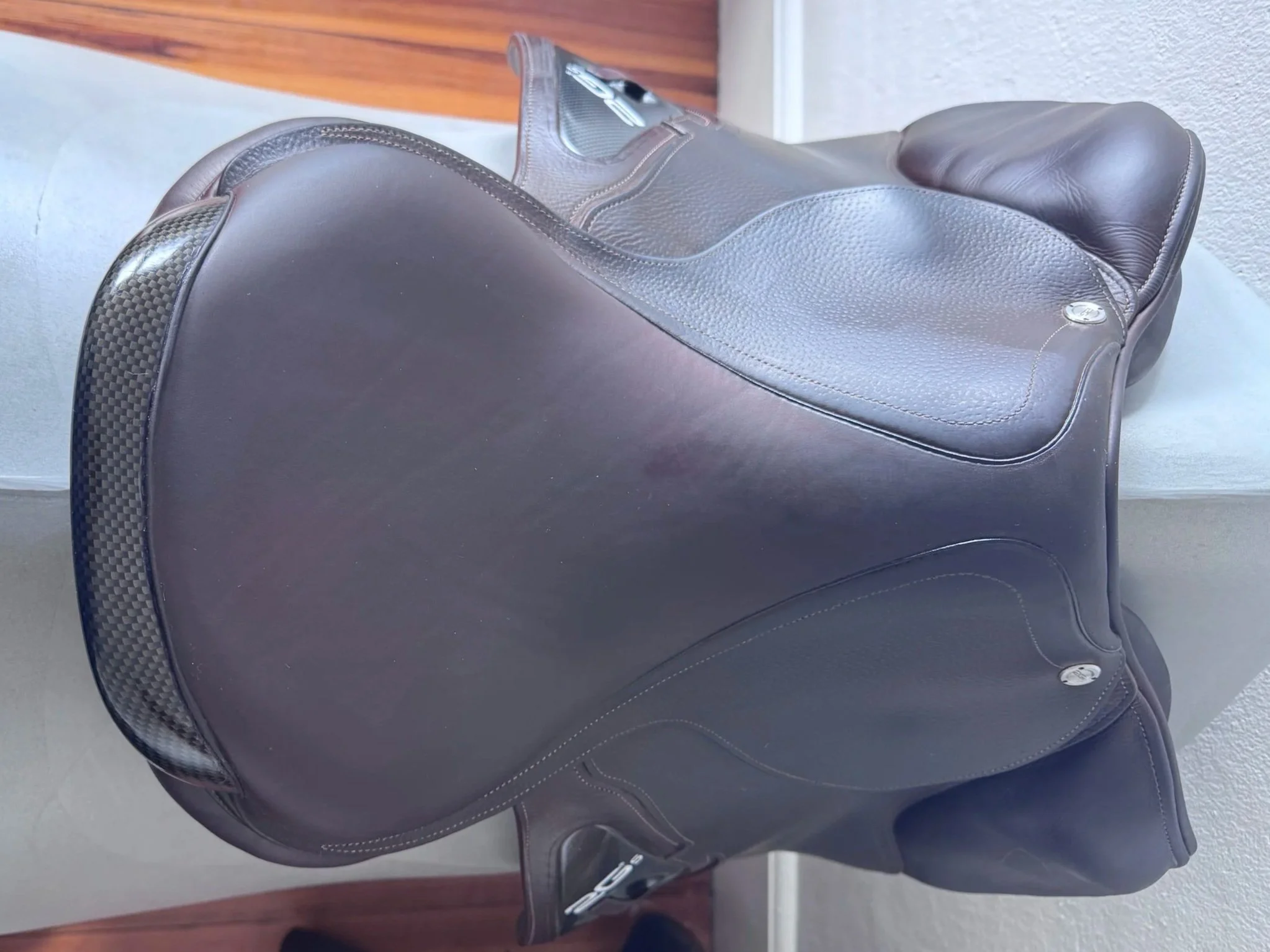 17" CWD SE25 2Gs Saddle - 2018 - 2C - Grain / Buffalo - MINT - Seat 1