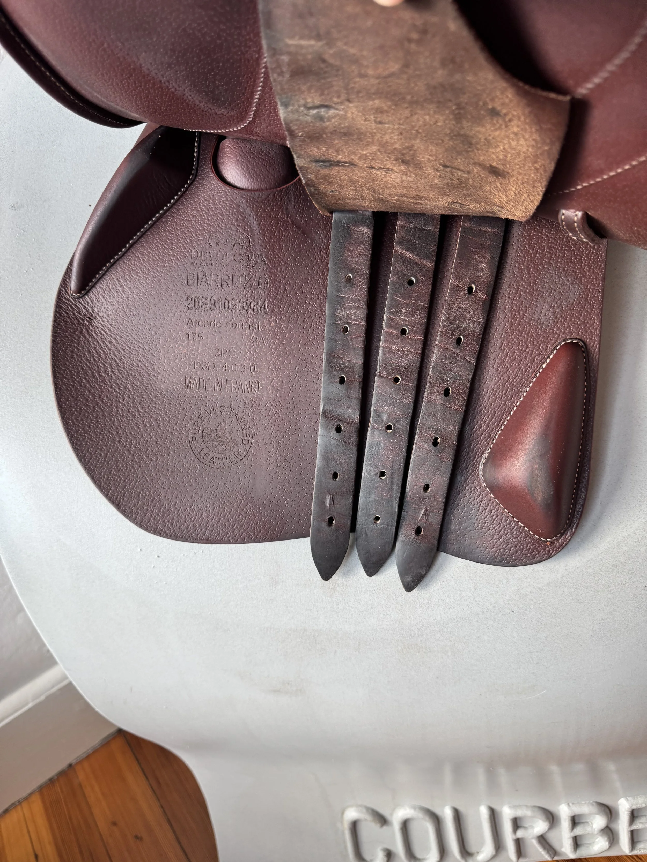 17.5" Devoucoux Biarritz O Saddle - 2020 - 2A - Full Buffalo - Left Billets