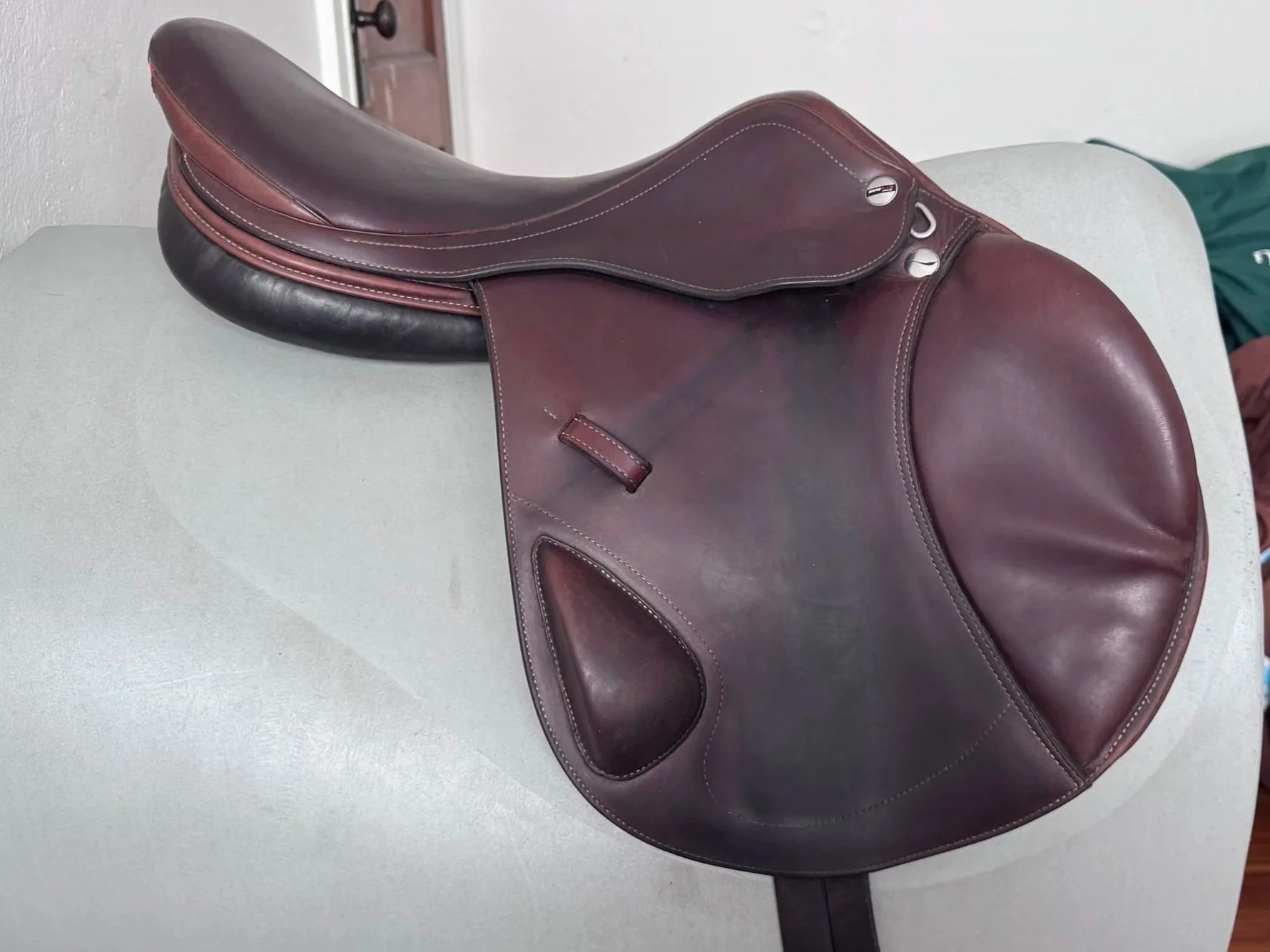 18" Erreplus EM Monoflap Saddle - 2020 - SL Panels - Wool Flocked & Fully Adjustable - Right View 4