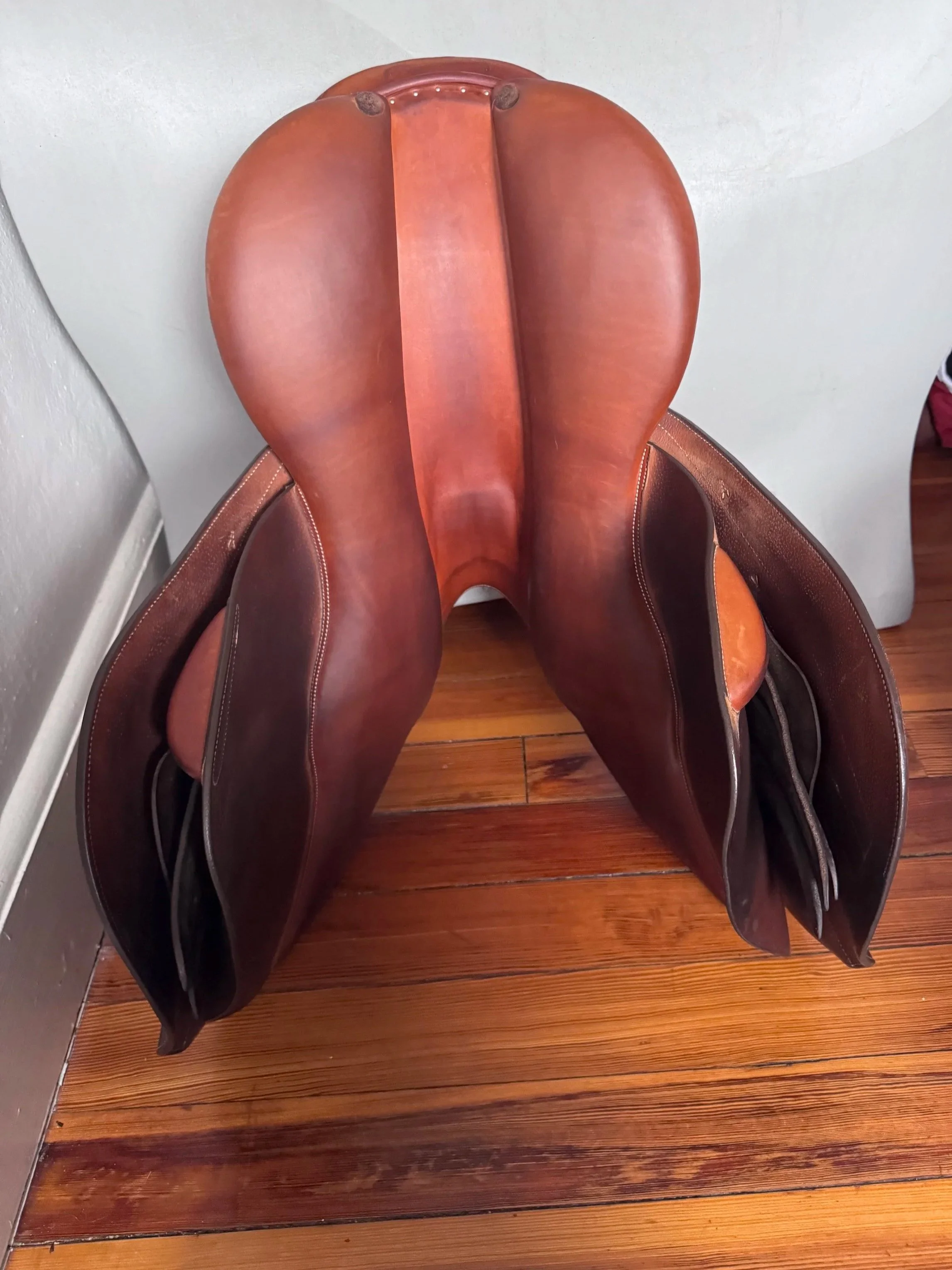 17.5" Butet Premium Saddle - 2019 - L - 2.5 - Full Calf - Integrated Panels - Tree 2