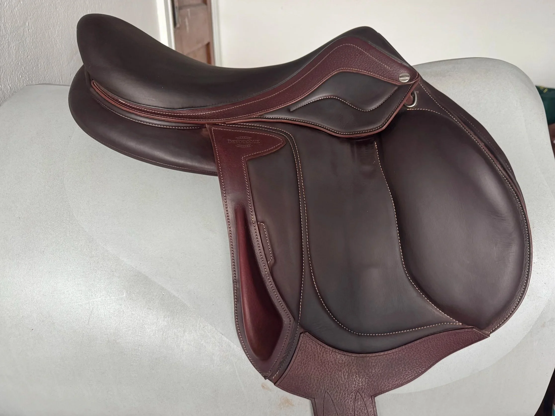 18" Devoucoux Chiberta Lab Monoflap Saddle - 2024 - 3AR - Full Buffalo - MINT - Right View 2