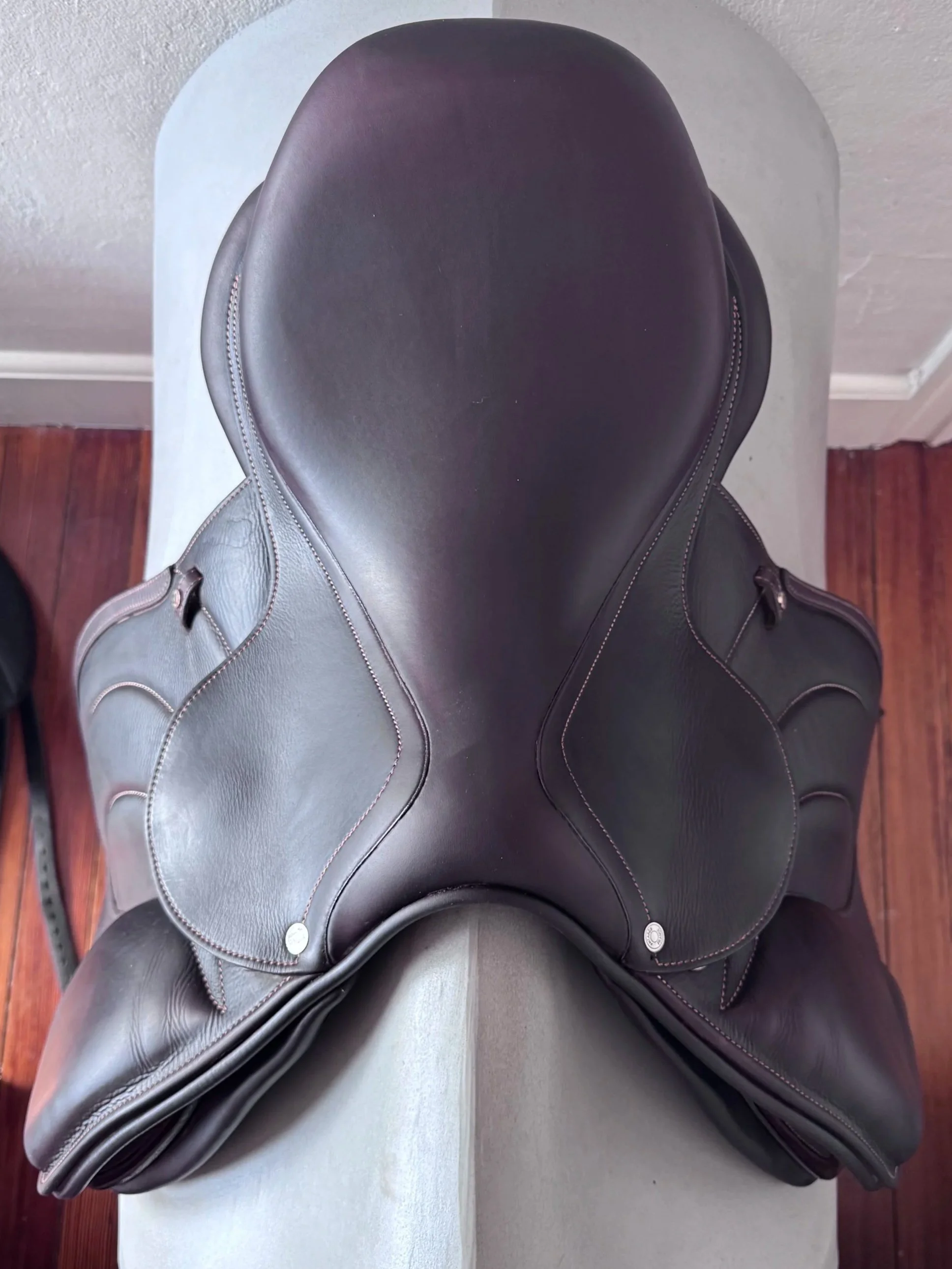 17" Antares Connexion Saddle - 2024 - 1A - Full Buffalo  - Seat 3