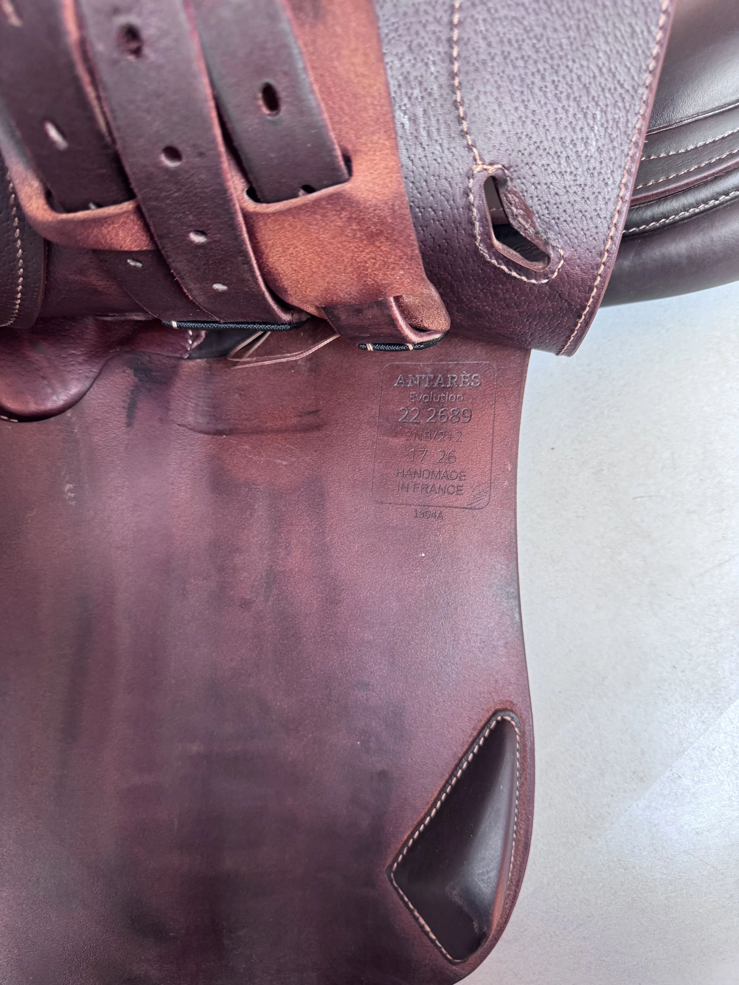 17" Antares Evolution Saddle - 2022 - 3NB - Full Buffalo - A01 WIDE - Serial Stamp