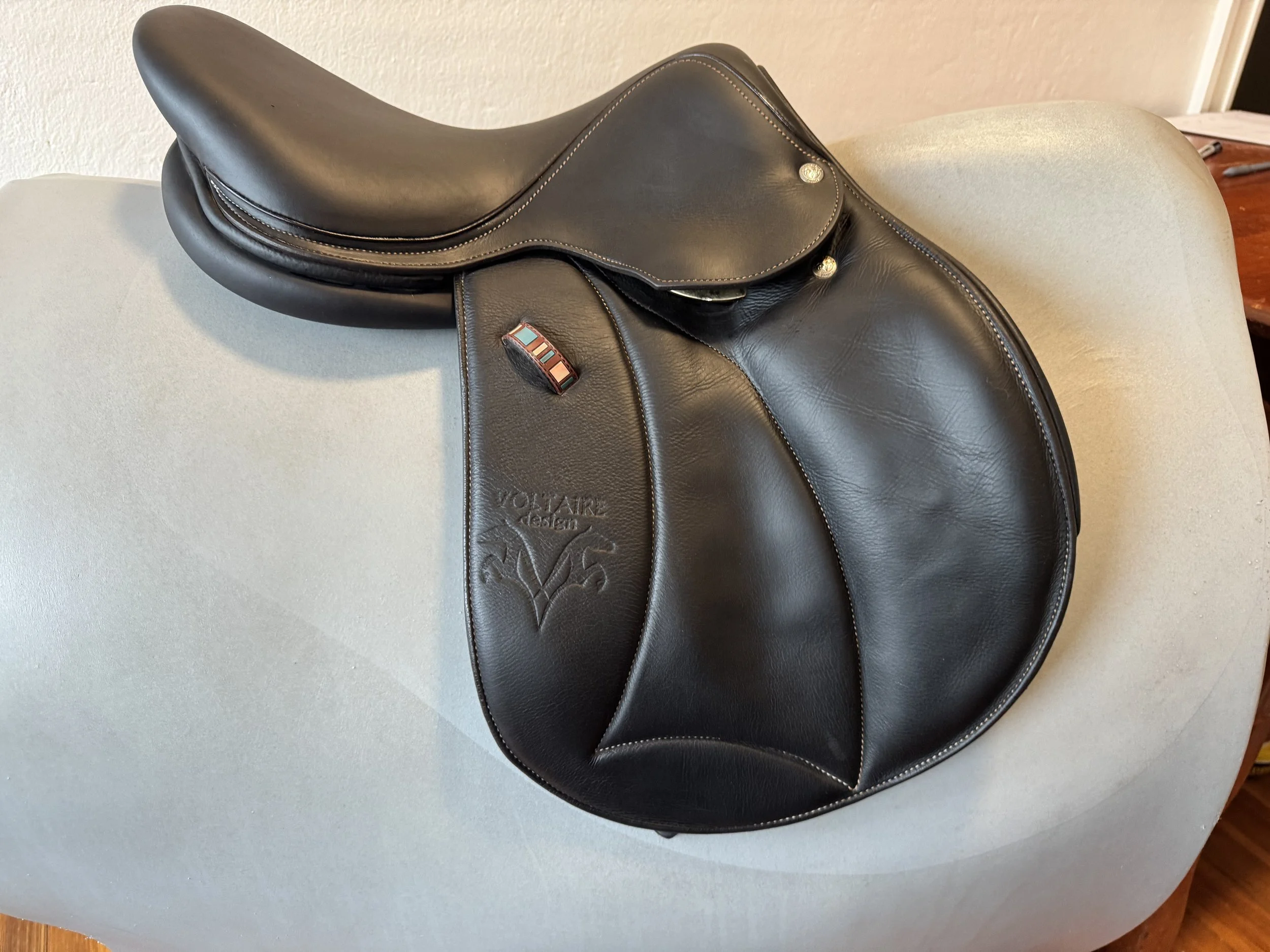 16" Voltaire Welli PRO Saddle - Child / Pony - 2021 - 1A - Full Buffalo - Right View 2