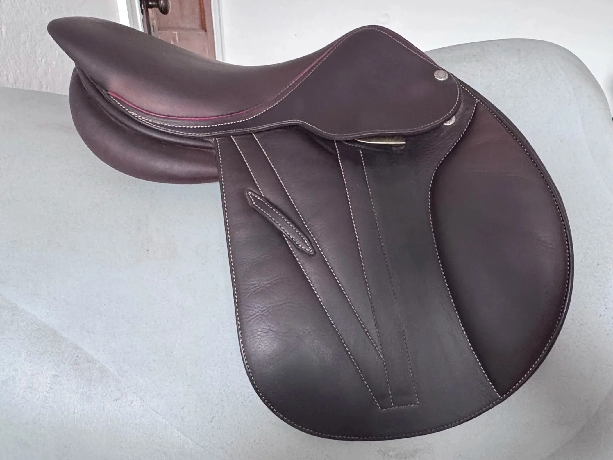 14" Baby Butet Premium Saddle - 2021 - Cachou / Calf - Integrated Panels - Right View 4