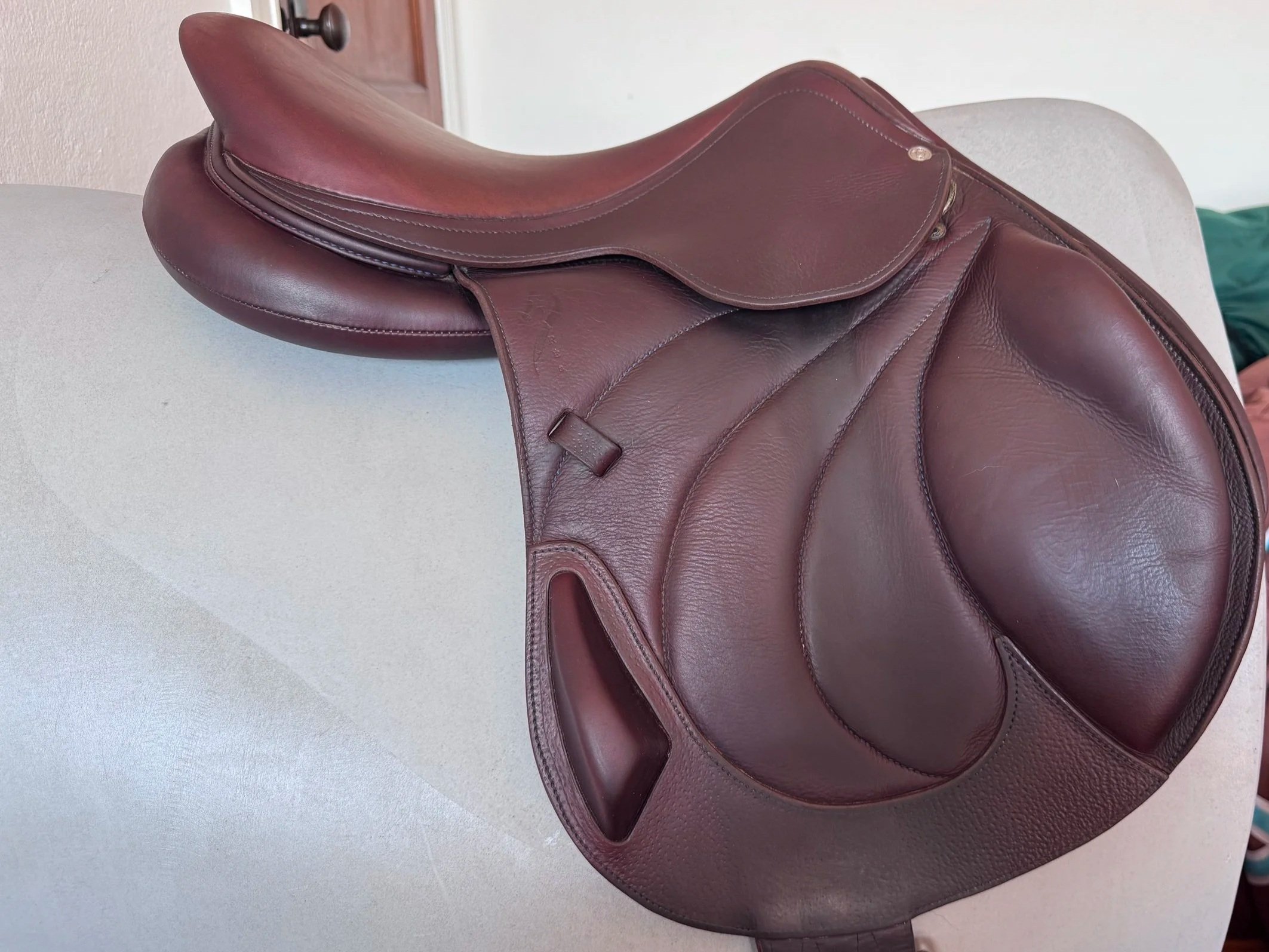 17" Antares Connexion Monoflap Saddle - 2019 - 3A - Full Buffalo - WIDE - Right View 2