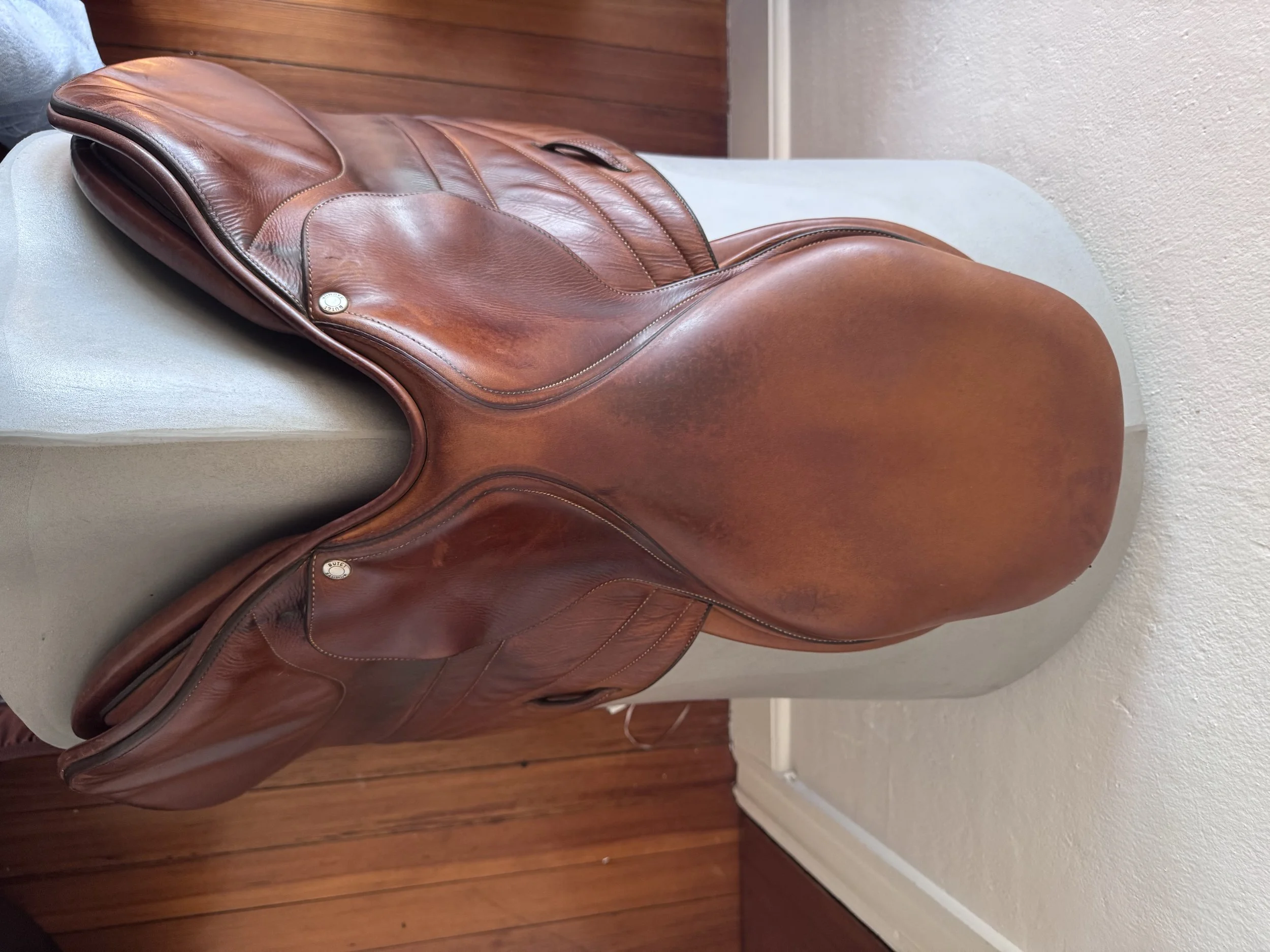 18" Butet Premium Saddle - 2015 - P Seat - 2.5 Flaps - WOOL FLOCKED - Seat 2