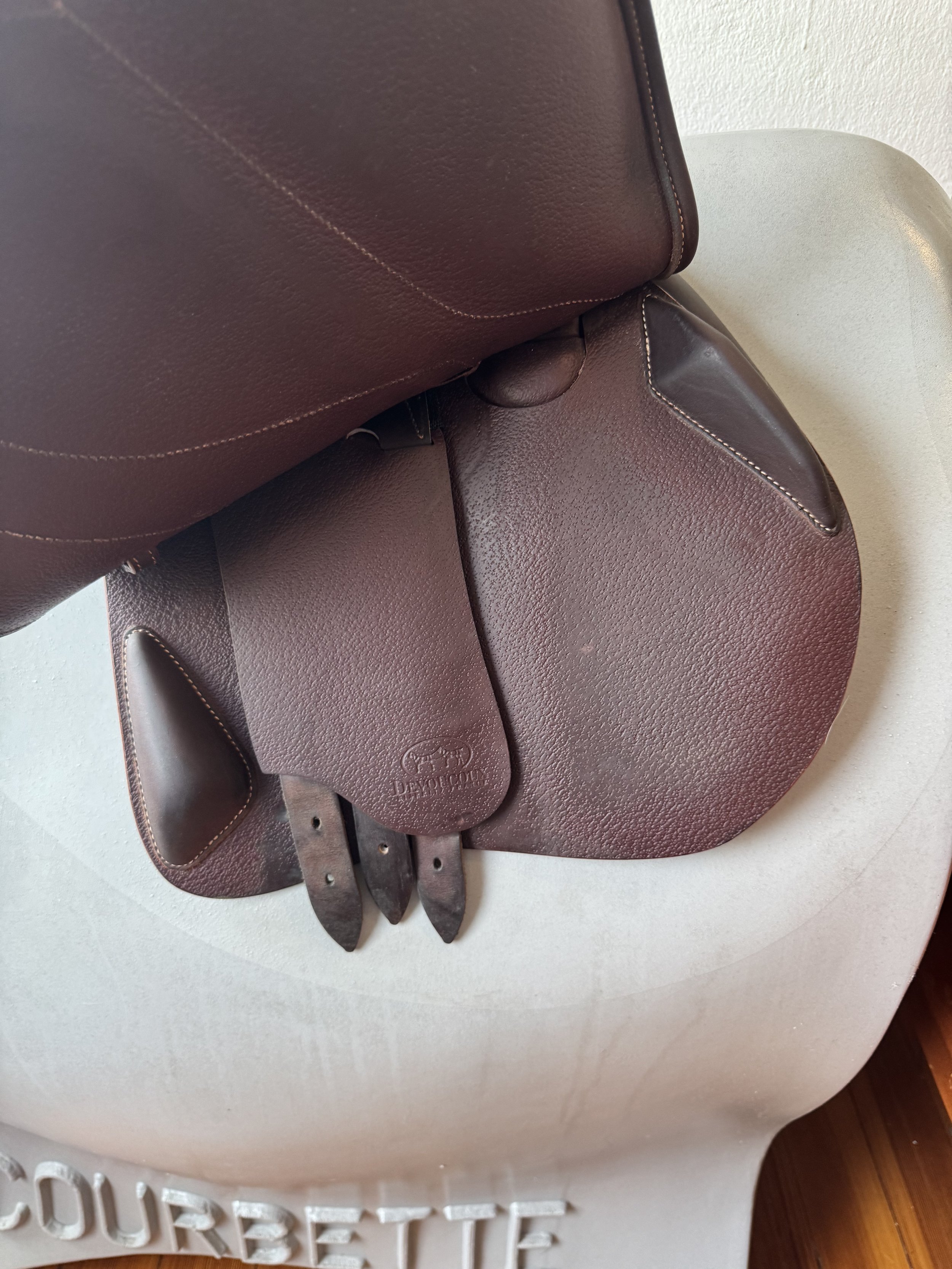 17.5" Devoucoux Biarritz S Saddle