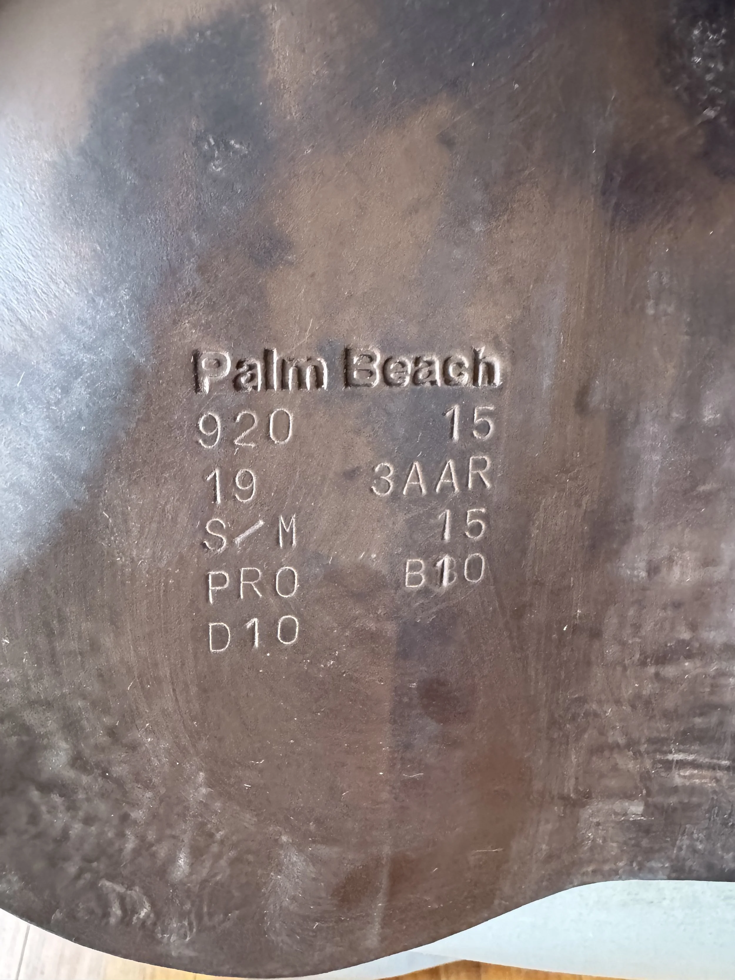 19" Voltaire Palm Beach Saddle - Serial