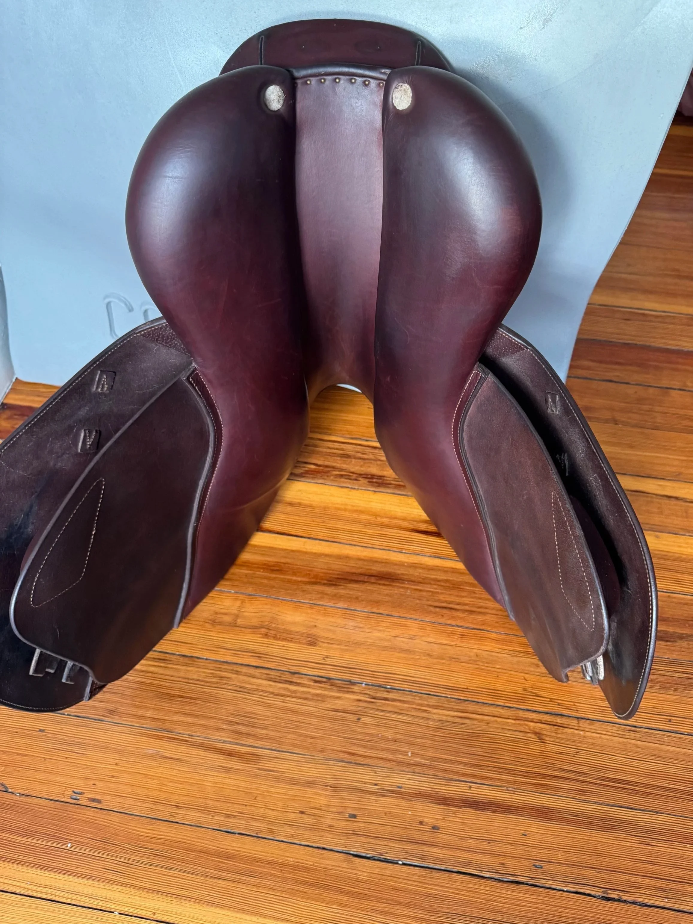17" CWD SE01 Saddle - 2019 -2C - Grain/Buffalo - Tree