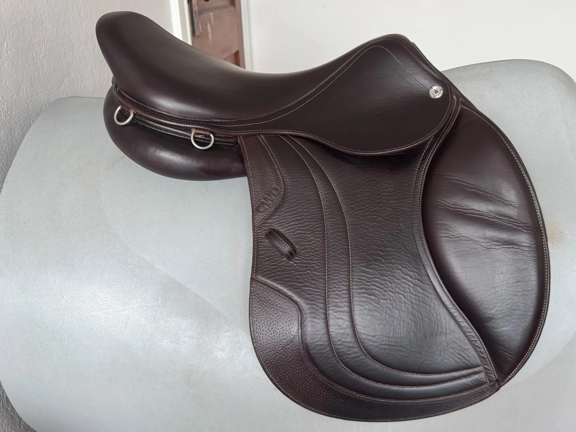 18" CWD SE02 Saddle - 2019 - 3L - Full Buffalo - Right Side 3