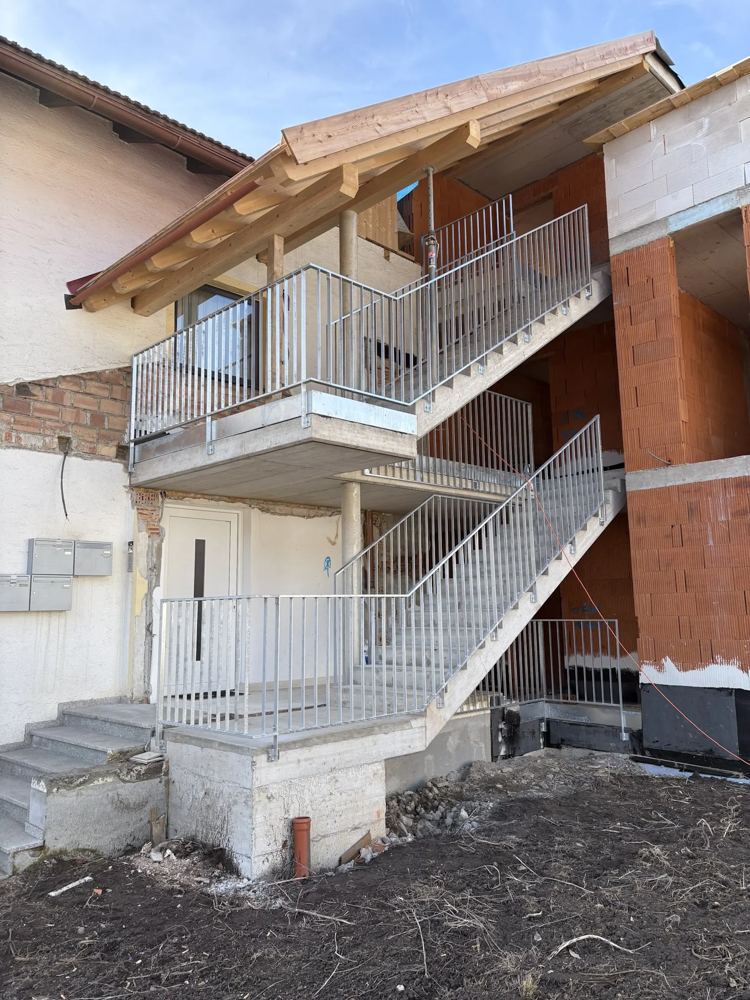 Treppengeländer außen feuerverzinkt in Imst in Tirol