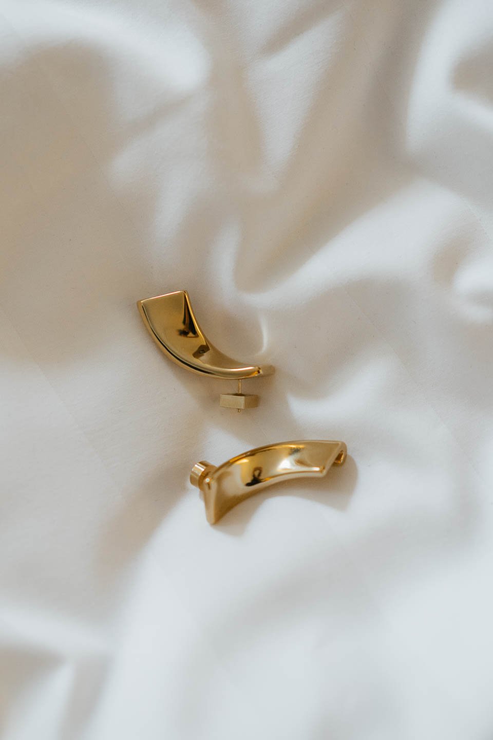 soe-wedding-jacquemus-earrings-bride0152.jpg