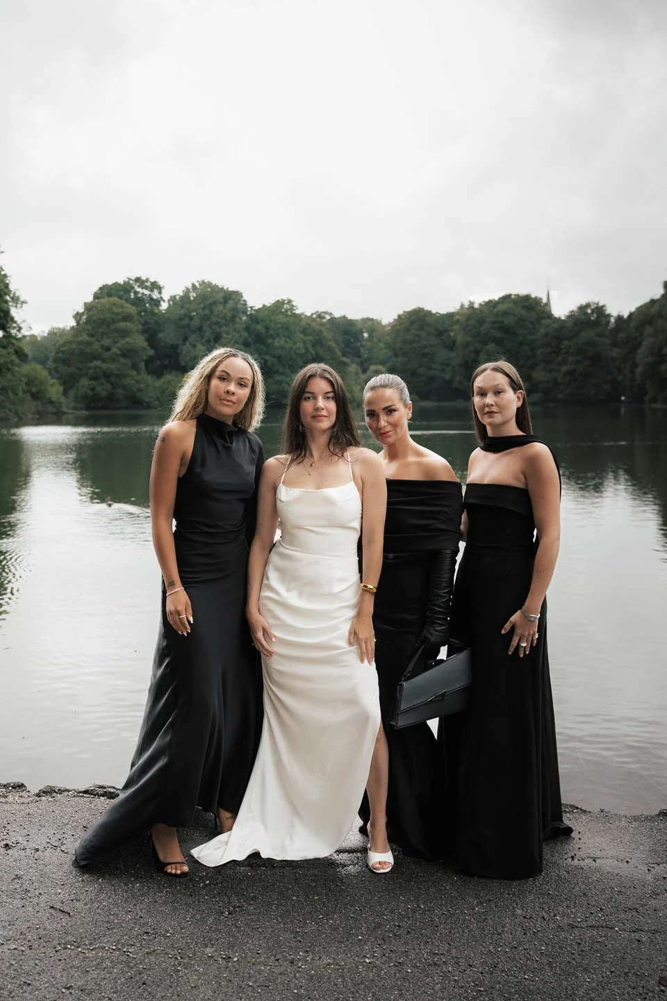 soe-dia-jovanovic-bridesmaids-jacquemus-vogue-6729.jpg